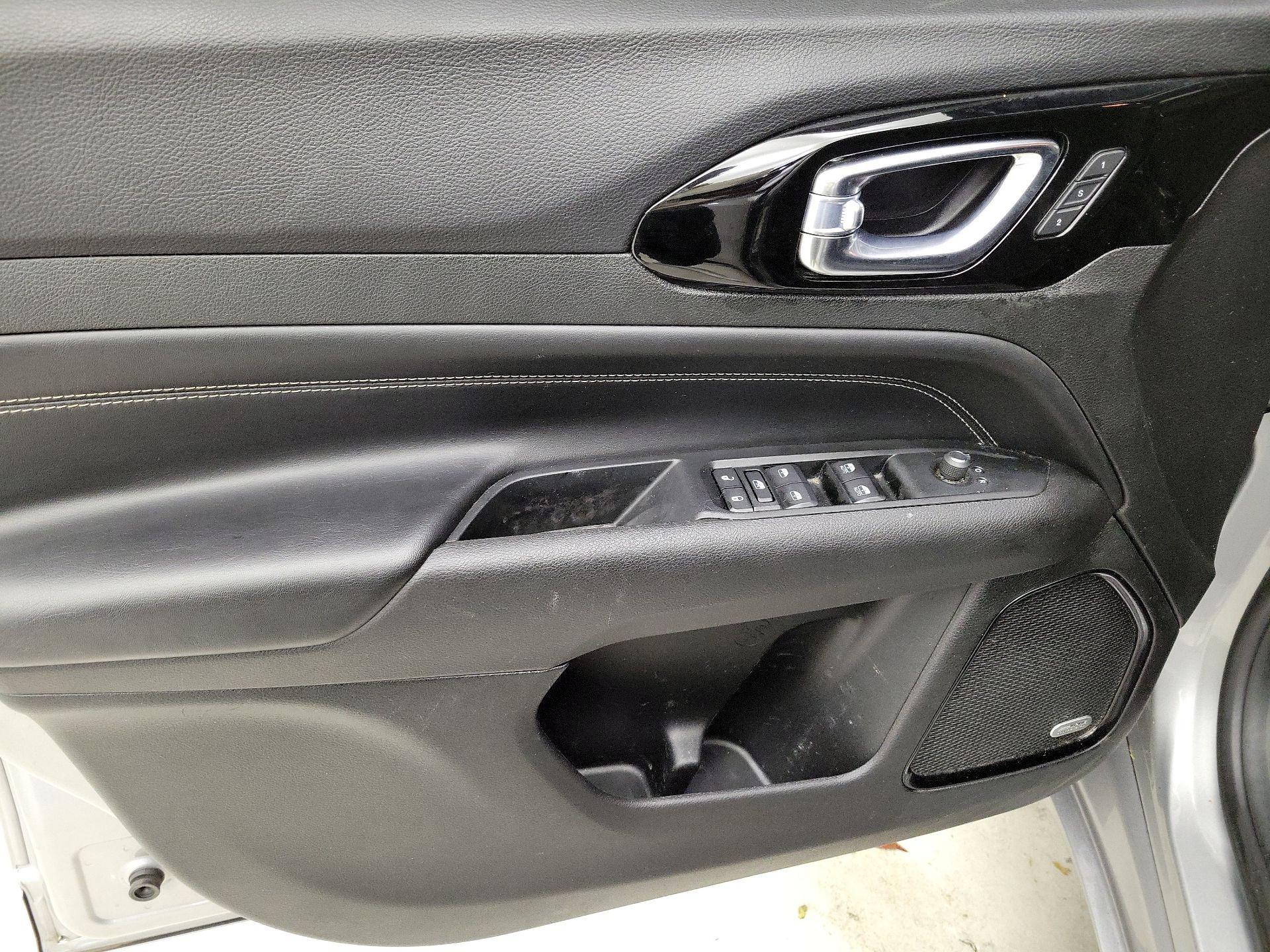 Thumbnail: 2022 Jeep Compass - 12