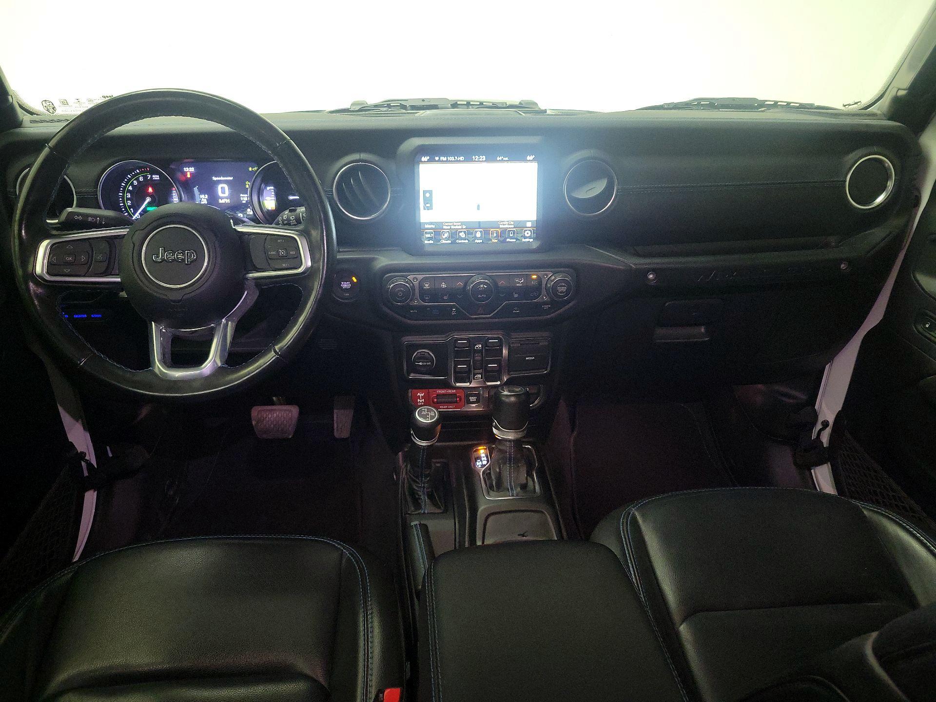 Thumbnail: 2022 Jeep Wrangler - 9