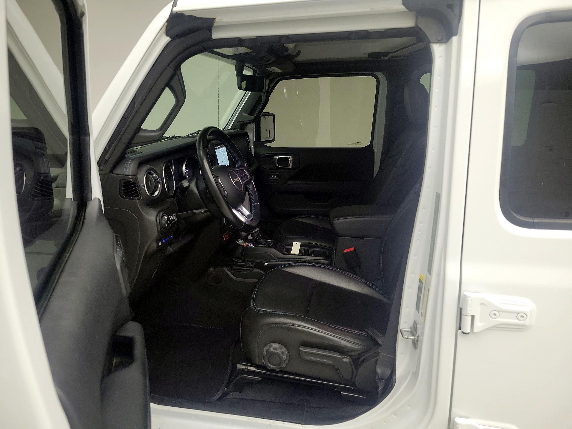 Thumbnail: 2022 Jeep Wrangler - 11