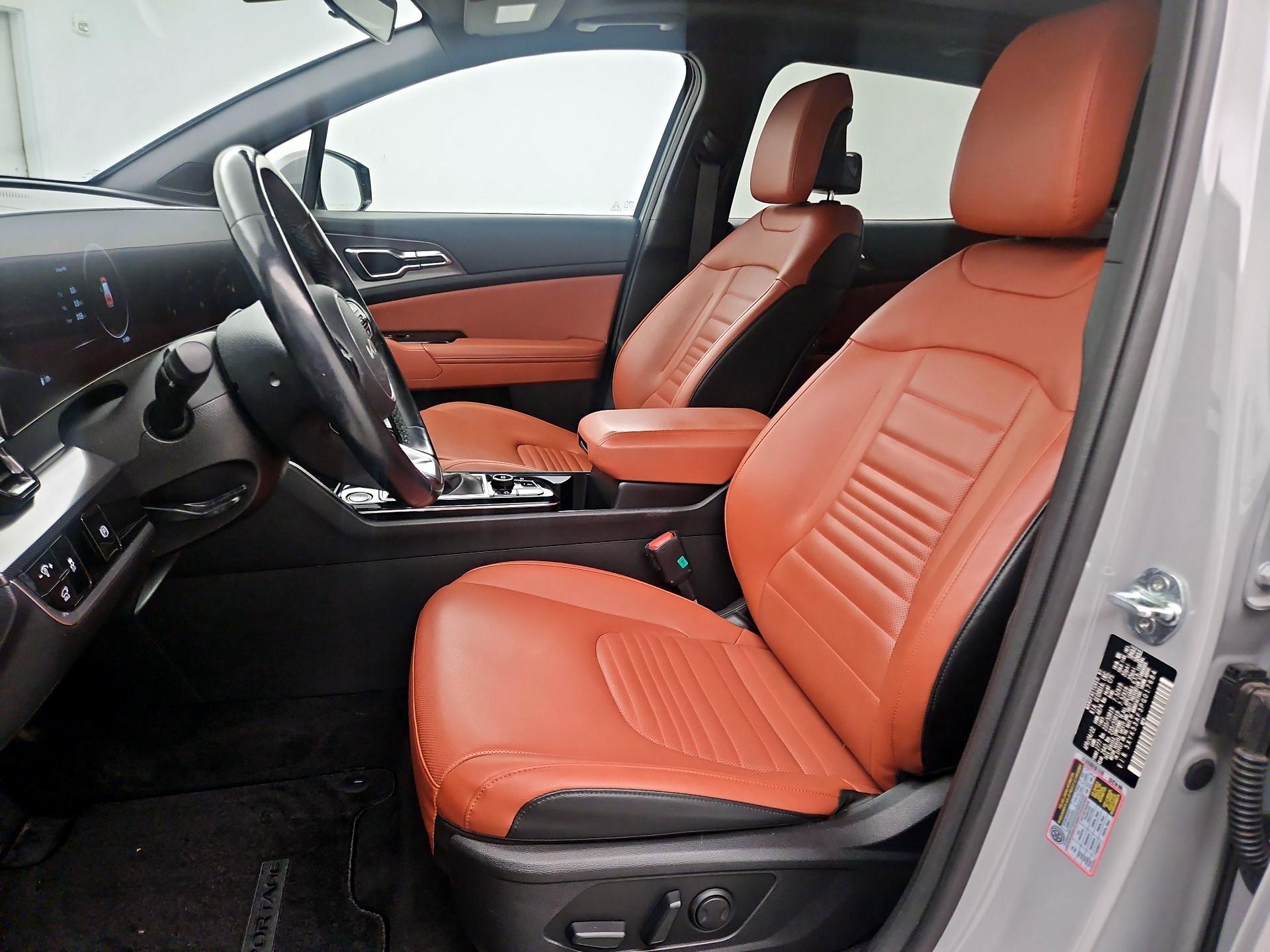 Thumbnail: 2023 Kia Sportage - 9