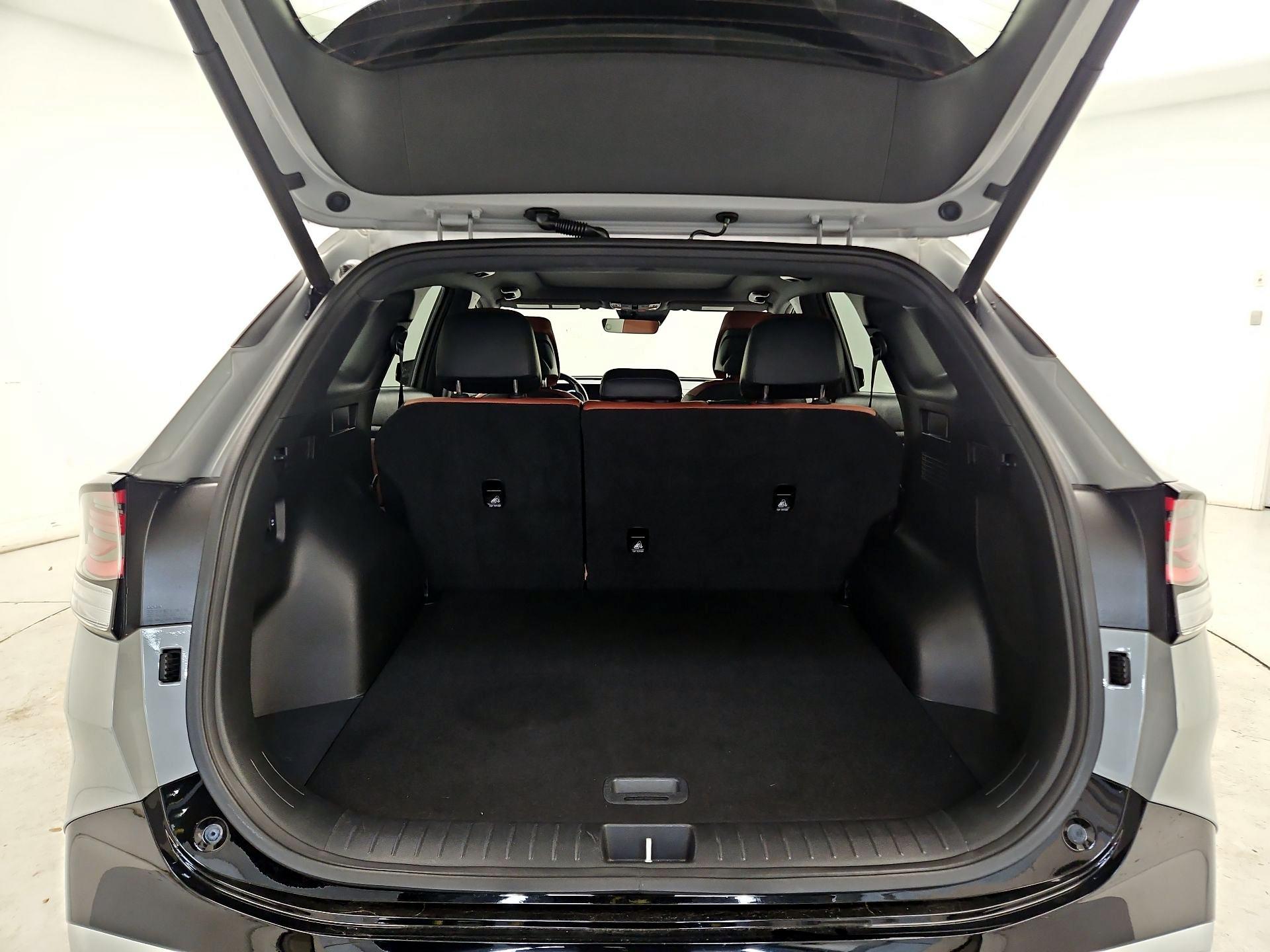 Thumbnail: 2023 Kia Sportage - 20