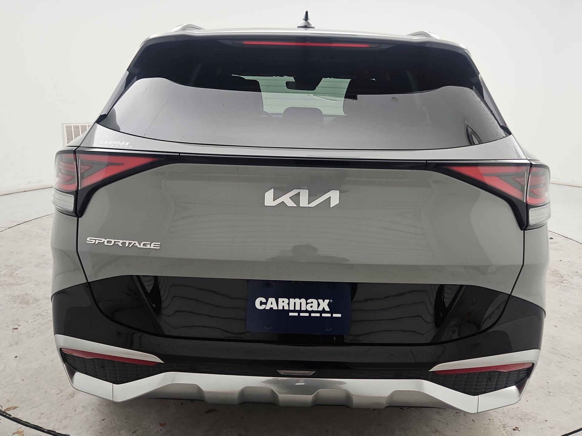 Thumbnail: 2023 Kia Sportage - 6