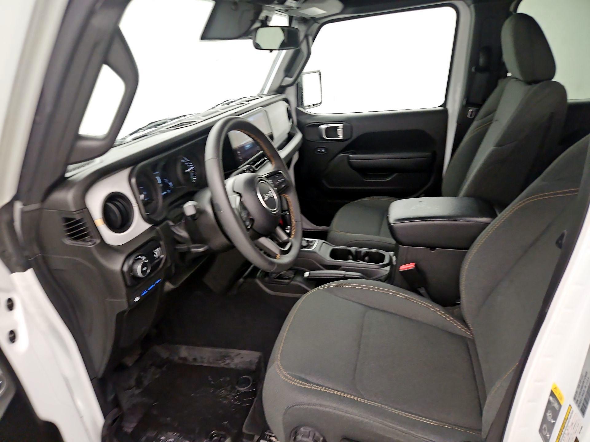 Thumbnail: 2024 Jeep Wrangler - 11