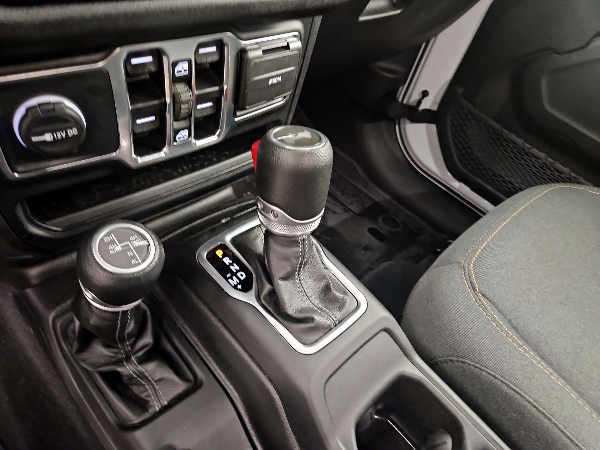 Thumbnail: 2024 Jeep Wrangler - 17