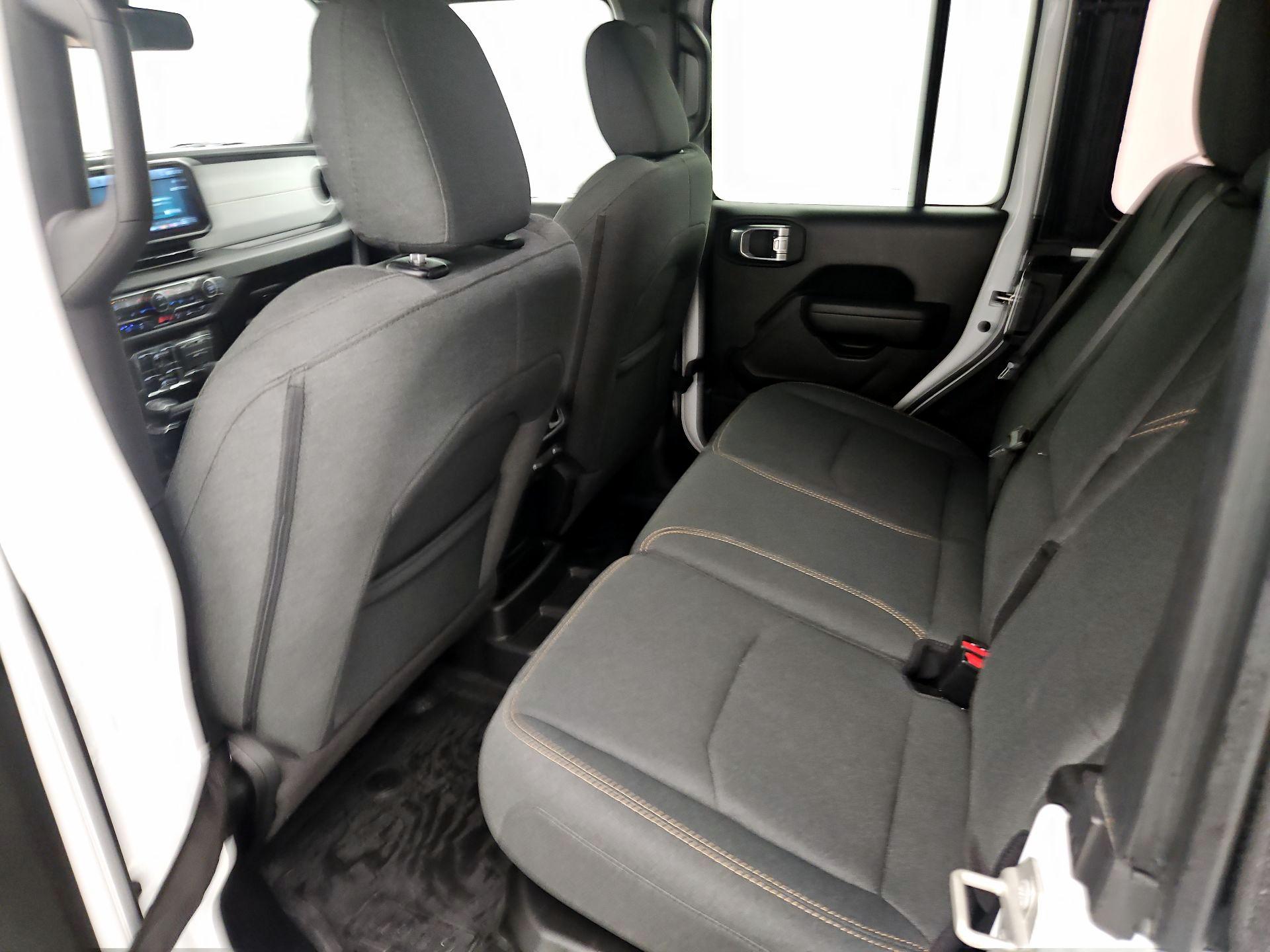 Thumbnail: 2024 Jeep Wrangler - 19