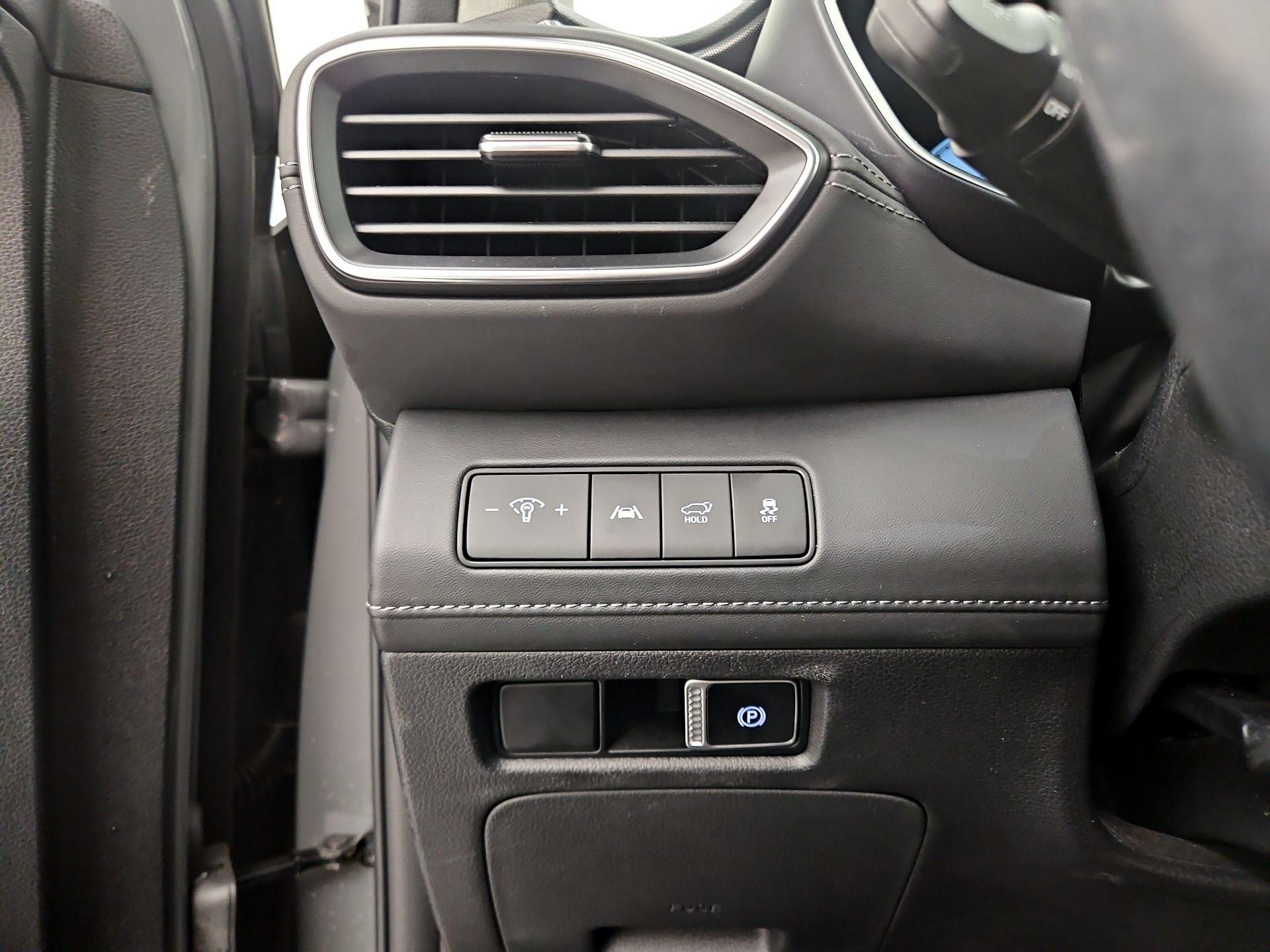 Thumbnail: 2023 Hyundai Santa Fe - 13