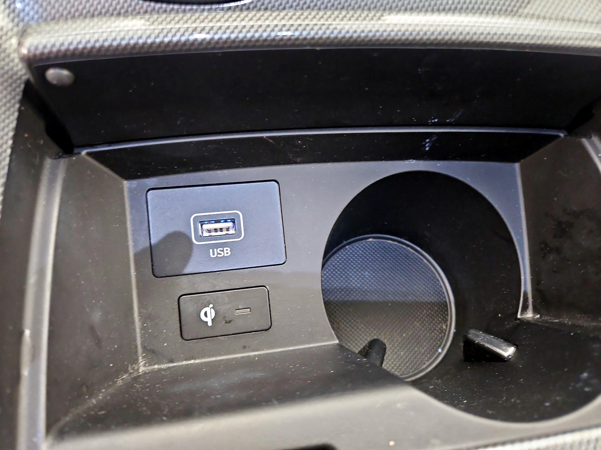 Thumbnail: 2023 Hyundai Santa Fe - 19