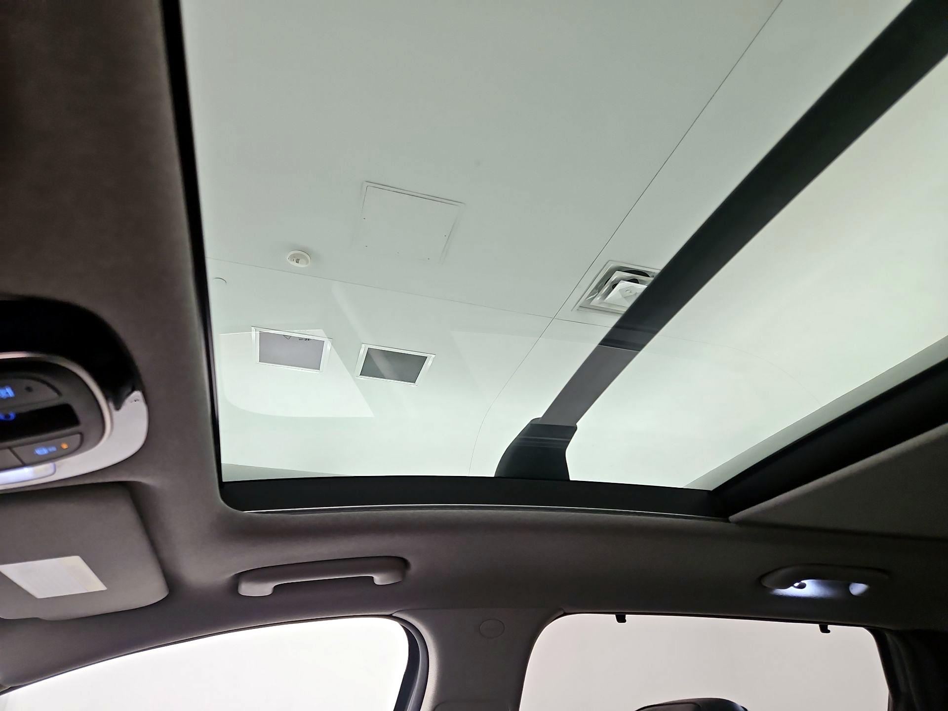 Thumbnail: 2023 Hyundai Santa Fe - 20