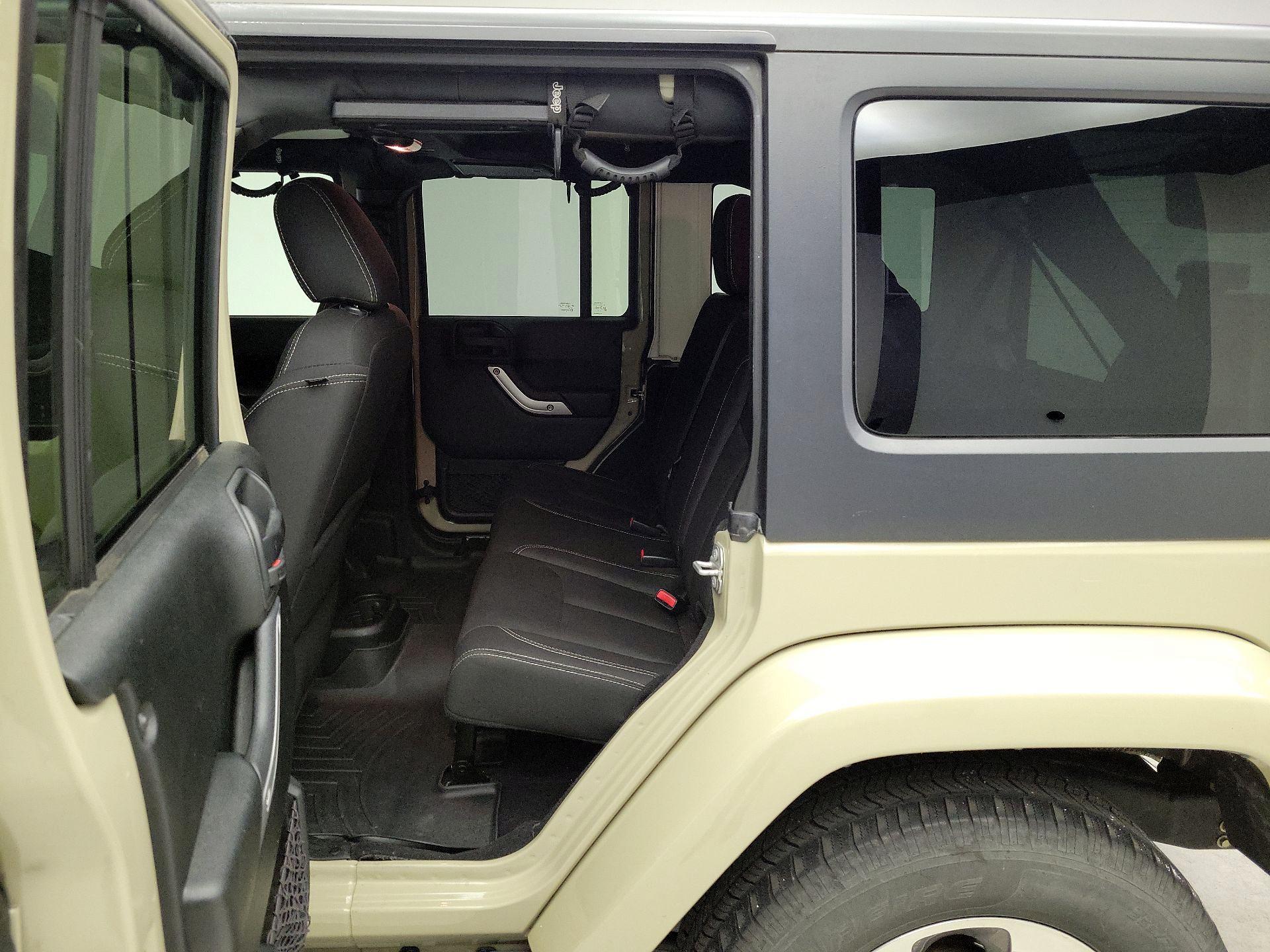 Thumbnail: 2018 Jeep Wrangler - 18