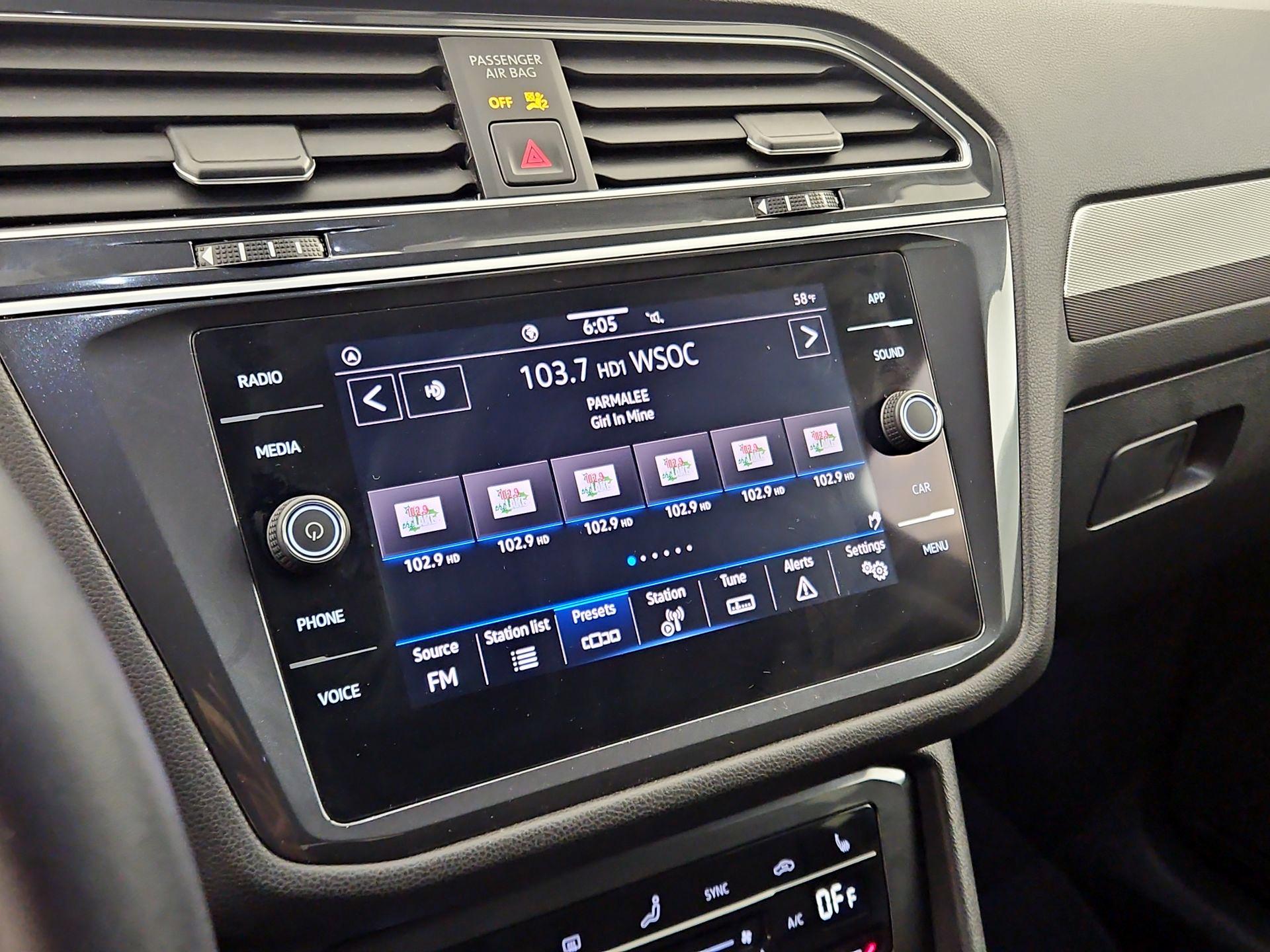 Thumbnail: 2024 Volkswagen Tiguan - 15