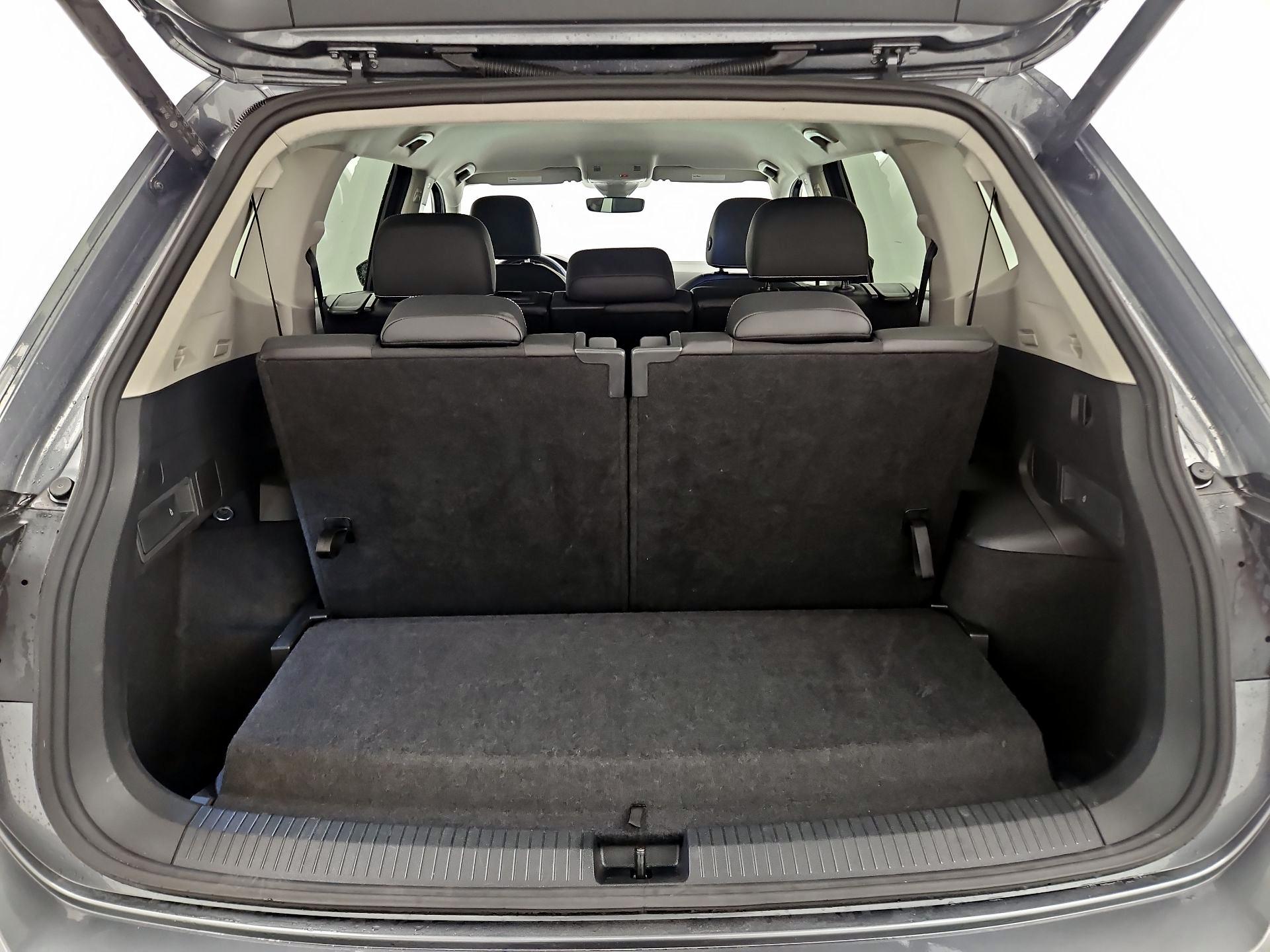 Thumbnail: 2024 Volkswagen Tiguan - 20