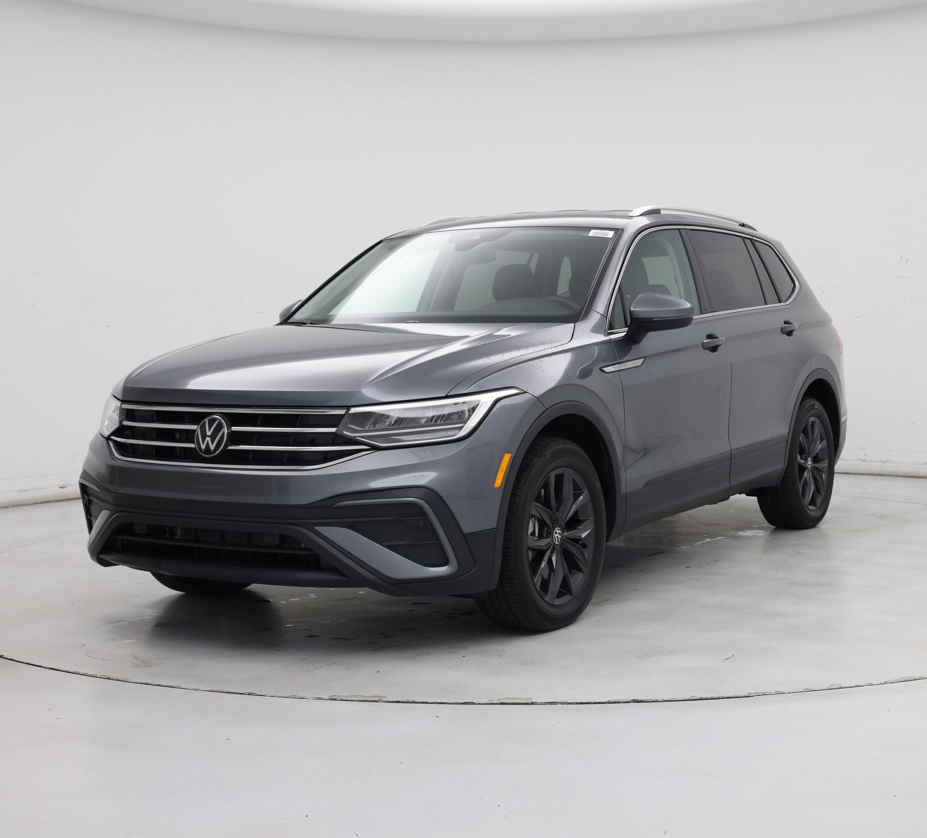 Thumbnail: 2024 Volkswagen Tiguan - 4