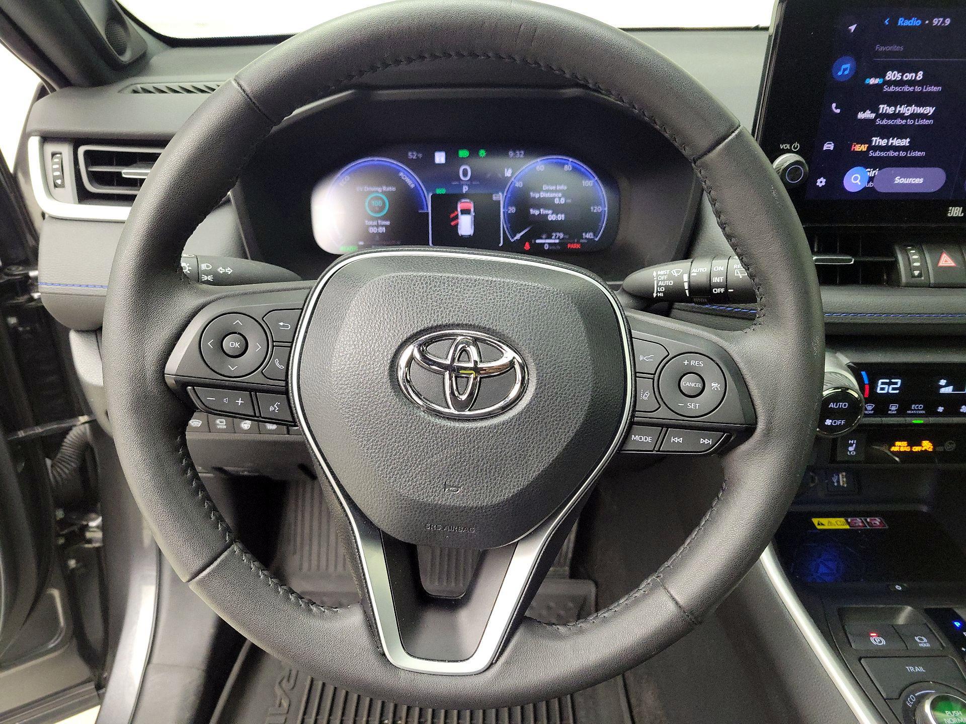 Thumbnail: 2023 Toyota RAV4 - 10