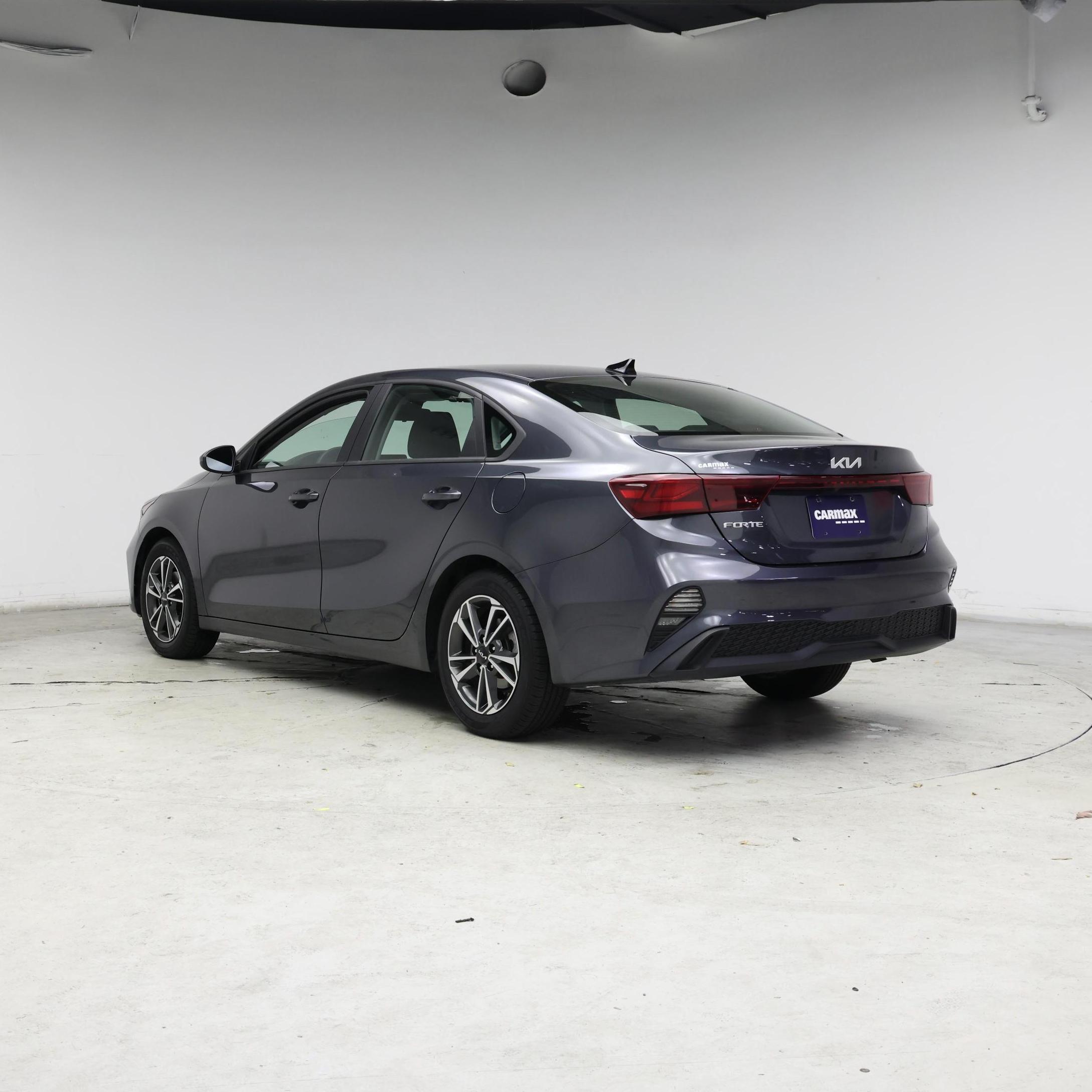 Thumbnail: 2023 Kia Forte - 2