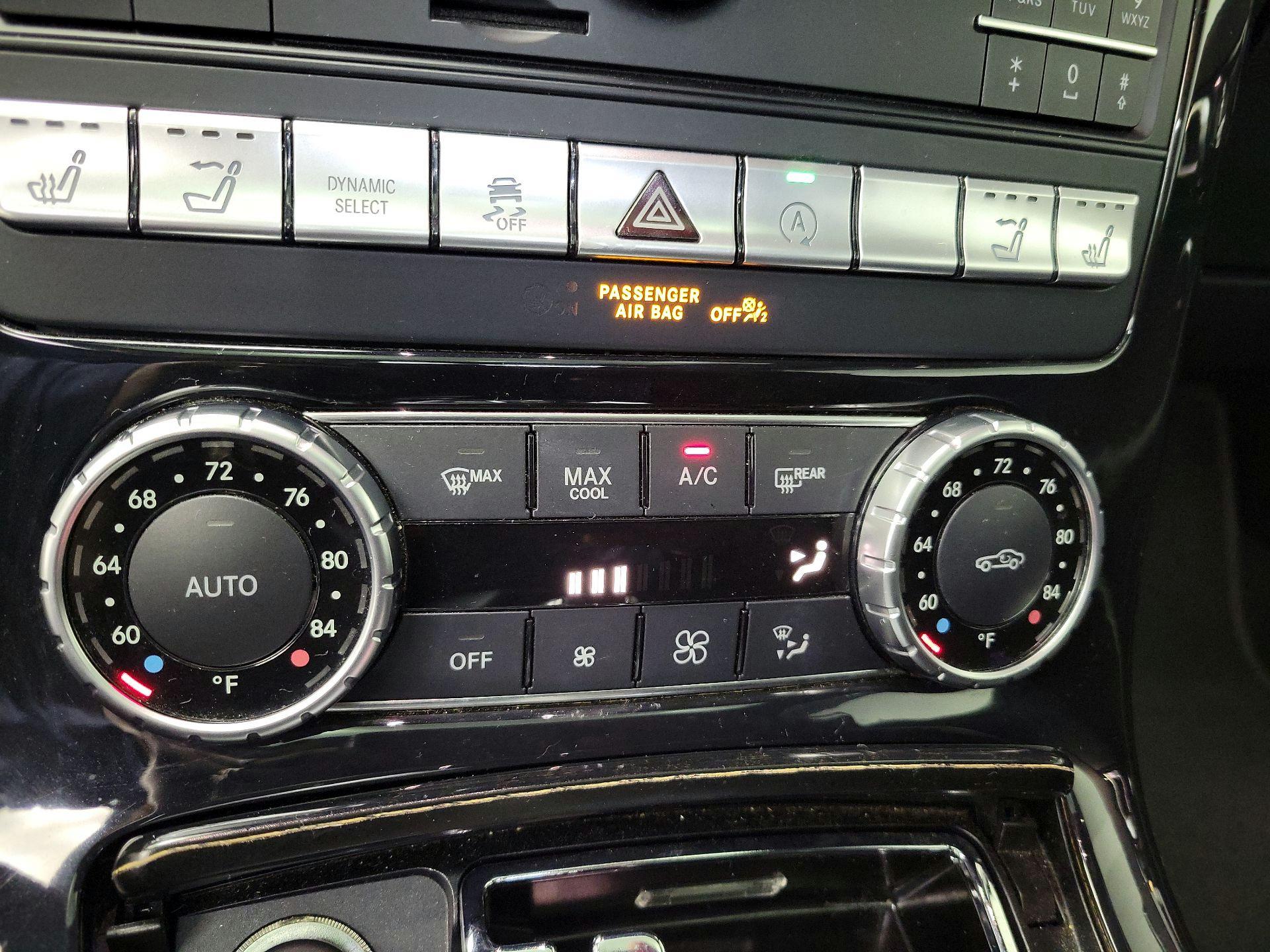 Thumbnail: 2018 Mercedes-Benz SLC - 17