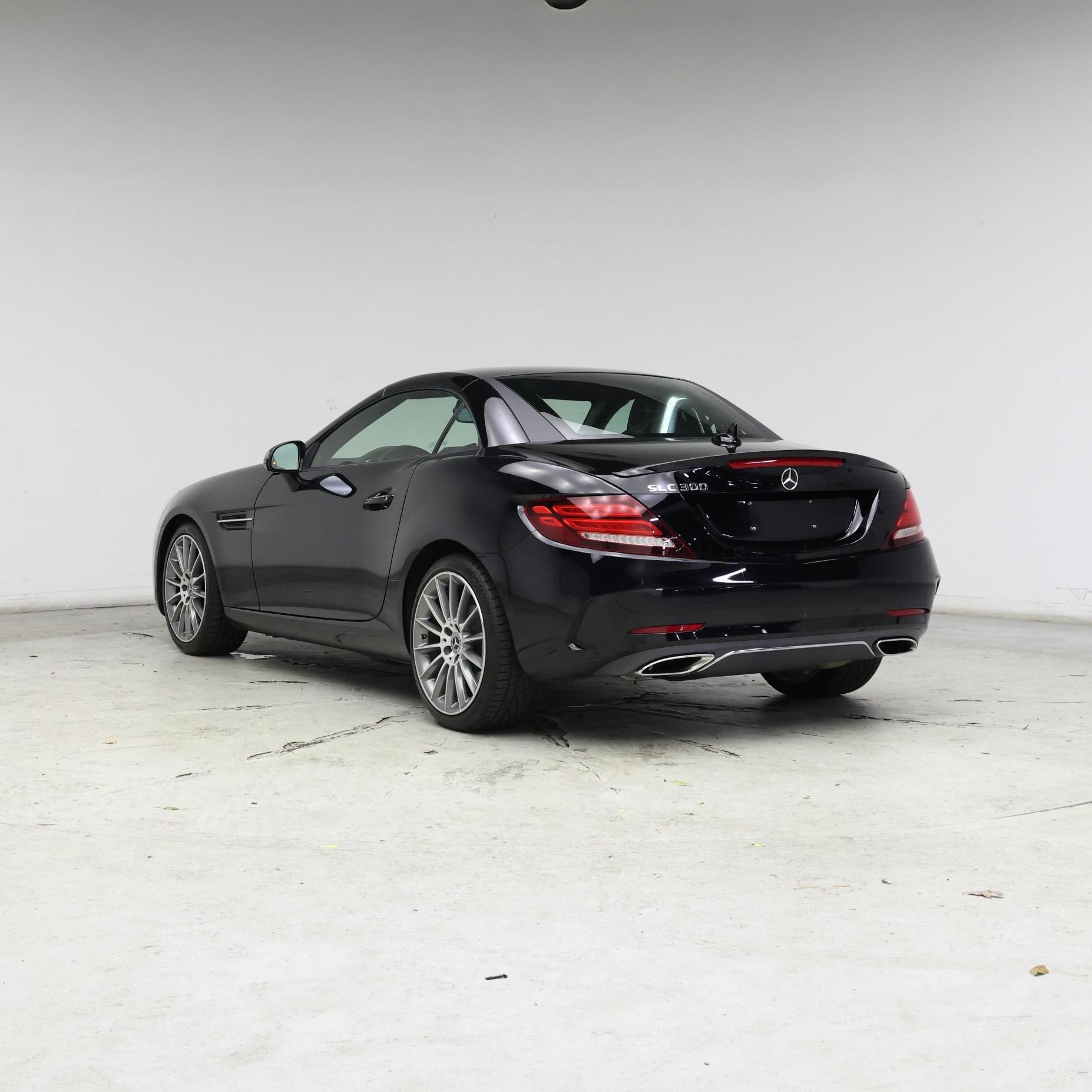 Thumbnail: 2018 Mercedes-Benz SLC - 2