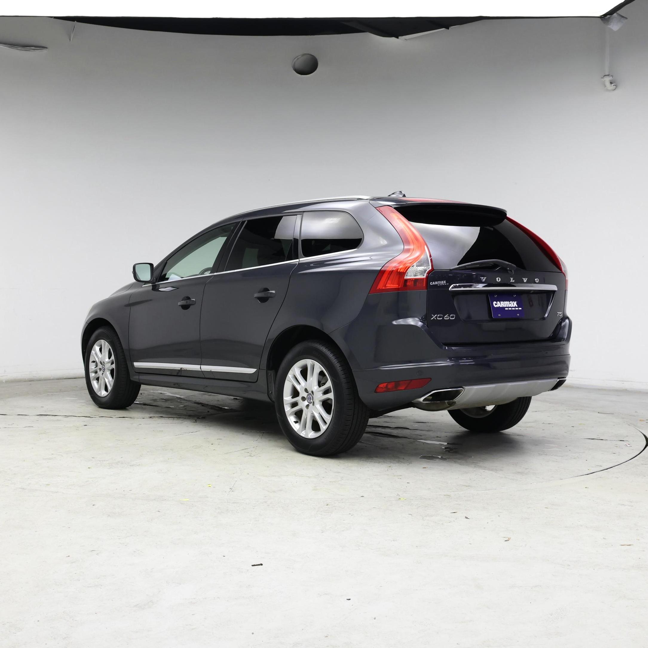 Thumbnail: 2016 Volvo XC60 - 2
