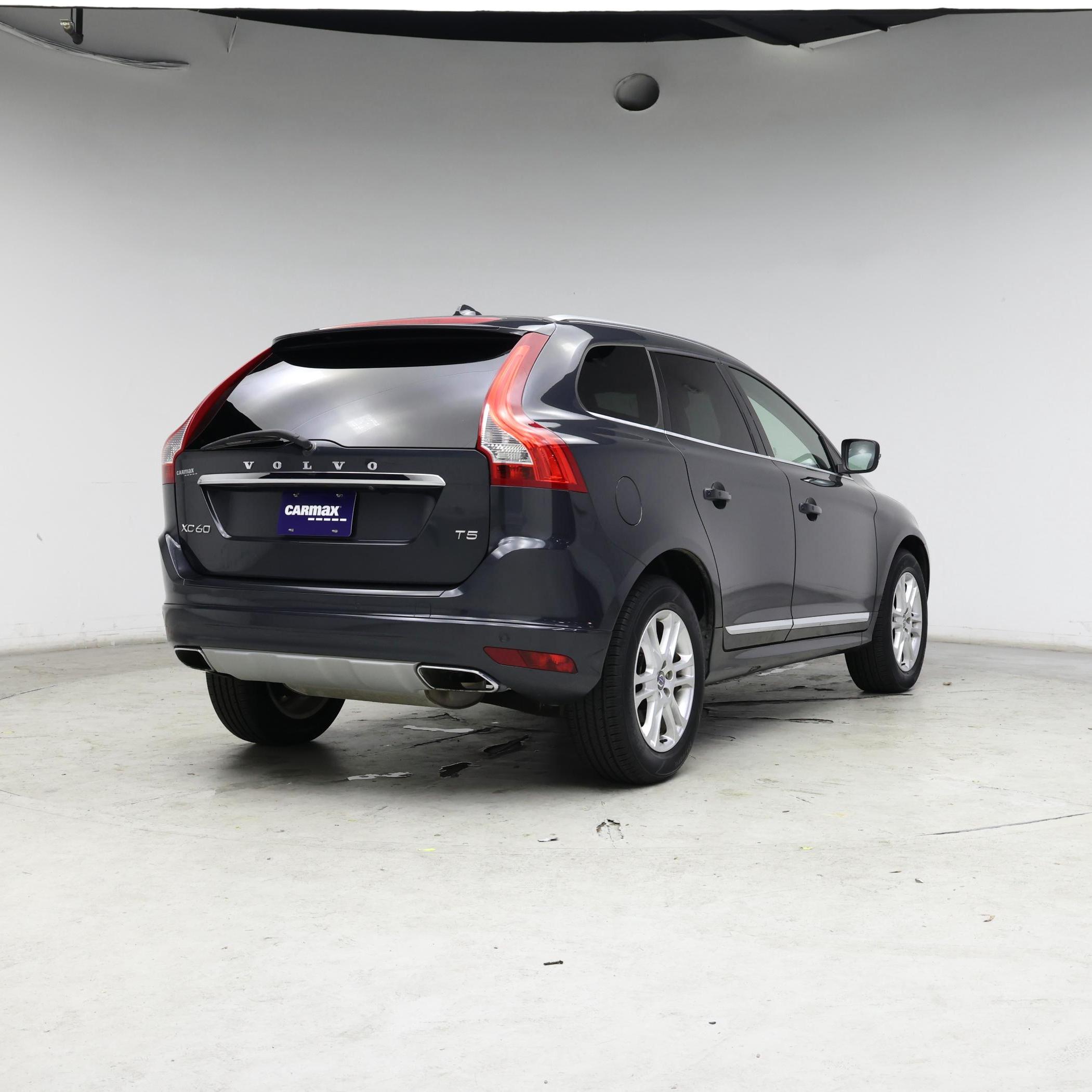 Thumbnail: 2016 Volvo XC60 - 8