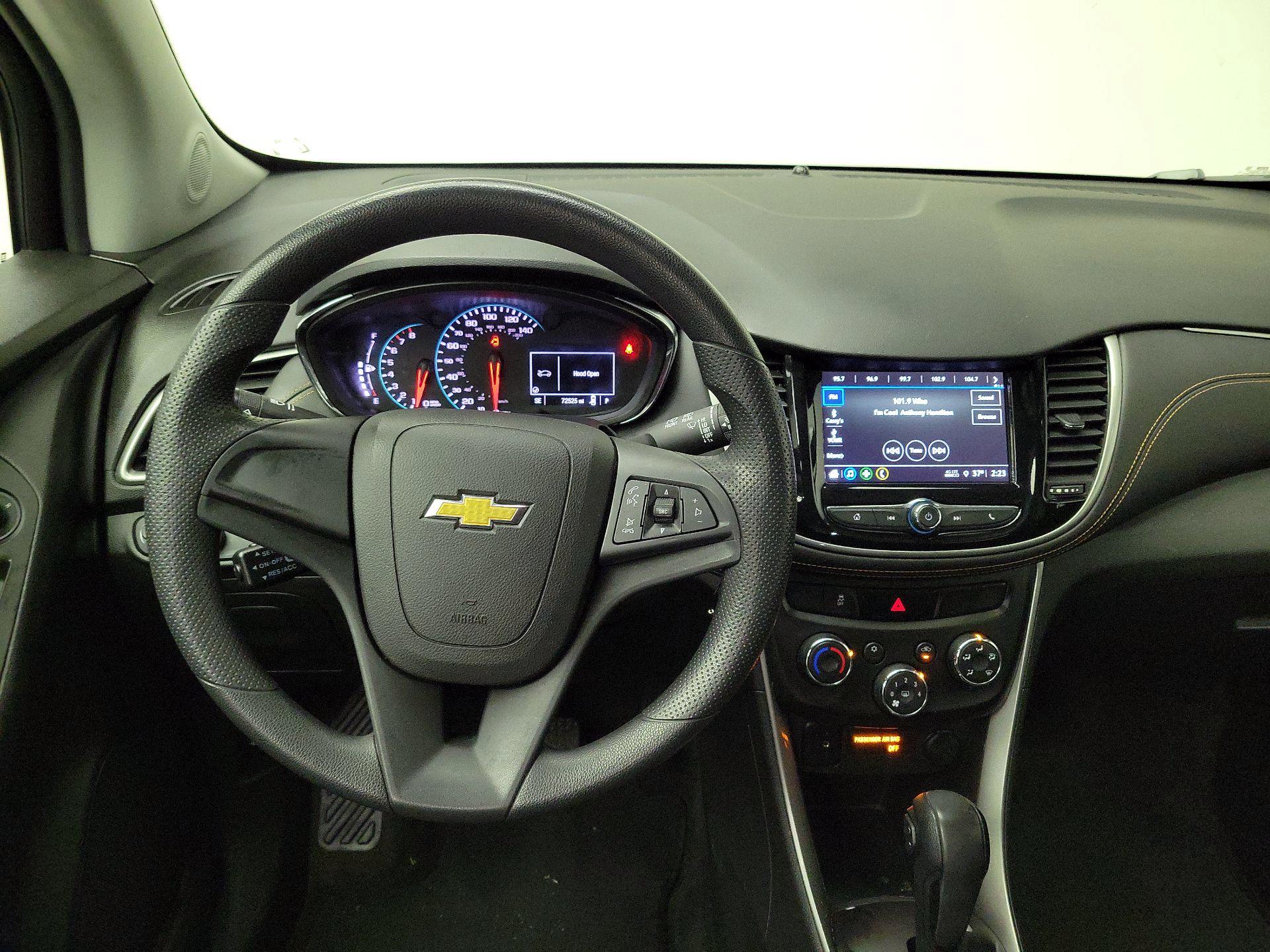 Thumbnail: 2018 Chevrolet Trax - 10