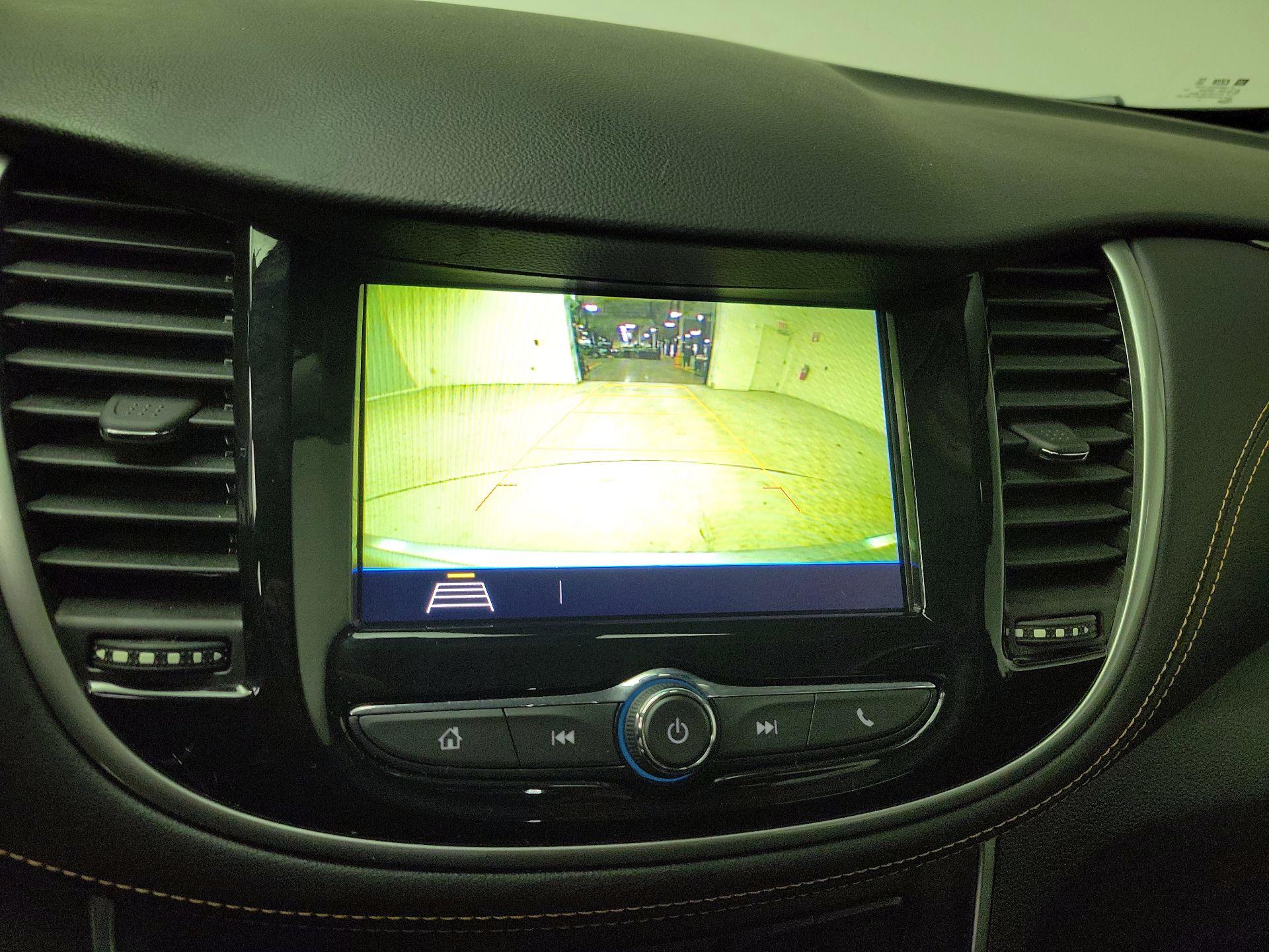 Thumbnail: 2018 Chevrolet Trax - 14