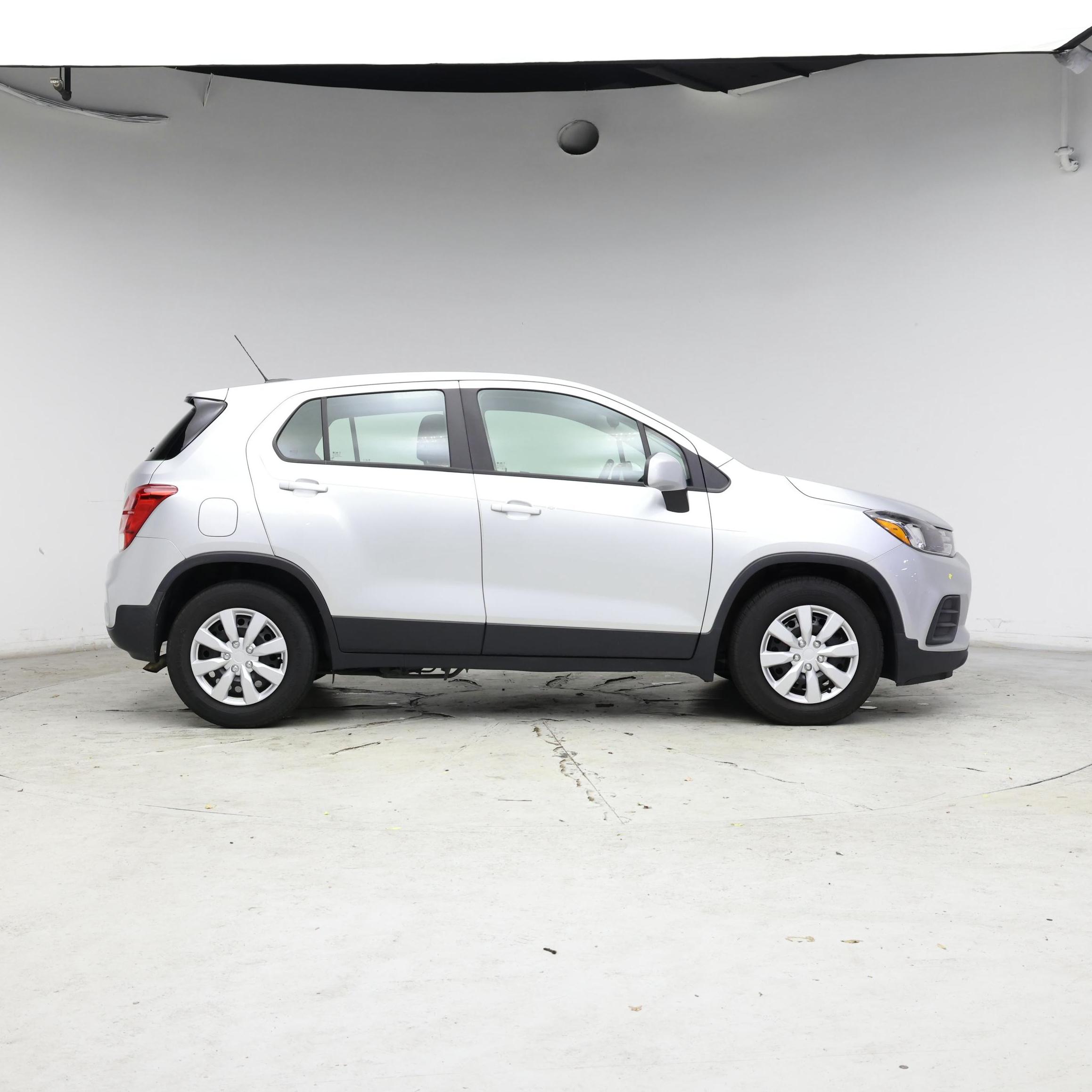 Thumbnail: 2018 Chevrolet Trax - 7