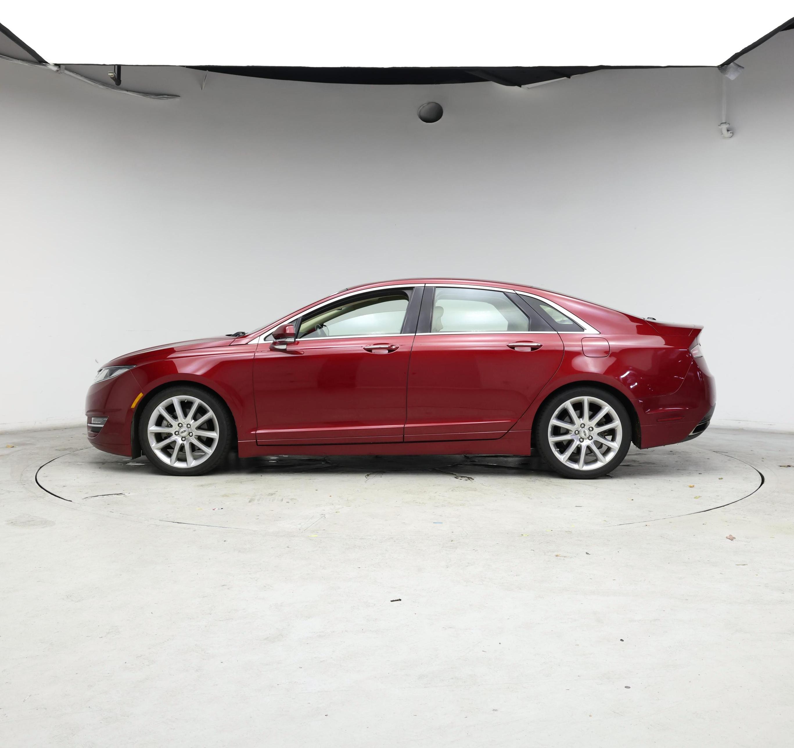Thumbnail: 2015 Lincoln MKZ - 3