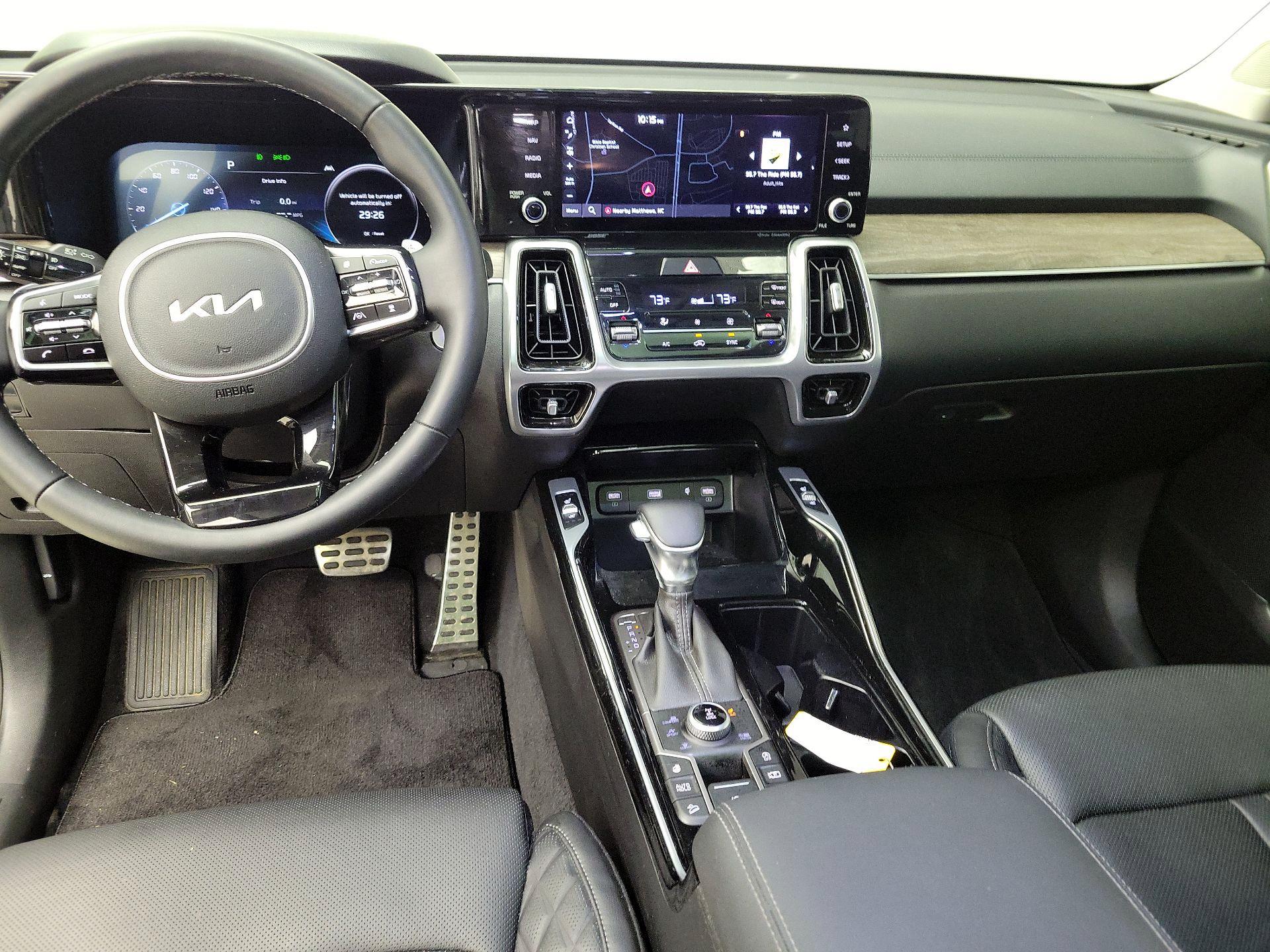 Thumbnail: 2022 Kia Sorento - 9