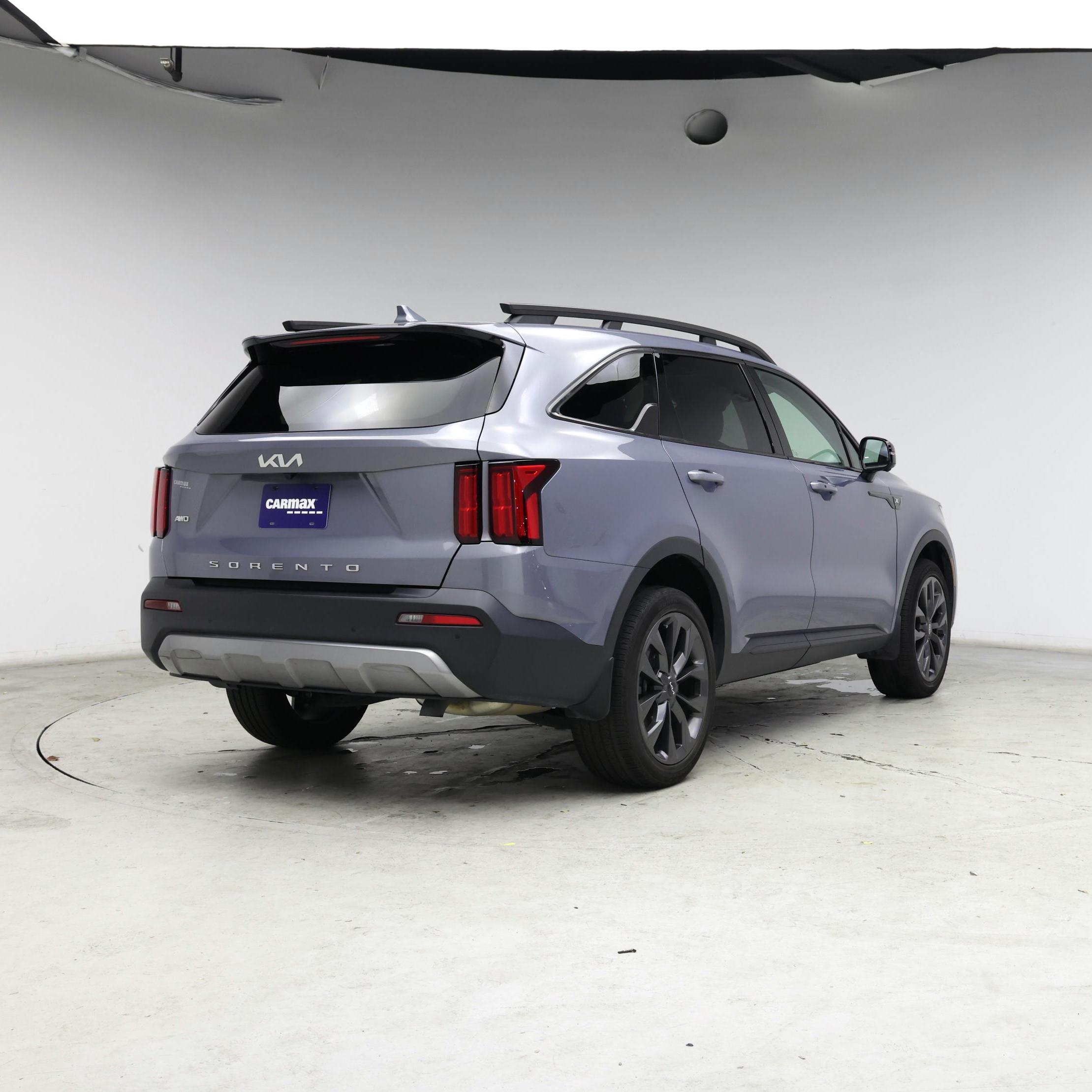 Thumbnail: 2022 Kia Sorento - 8