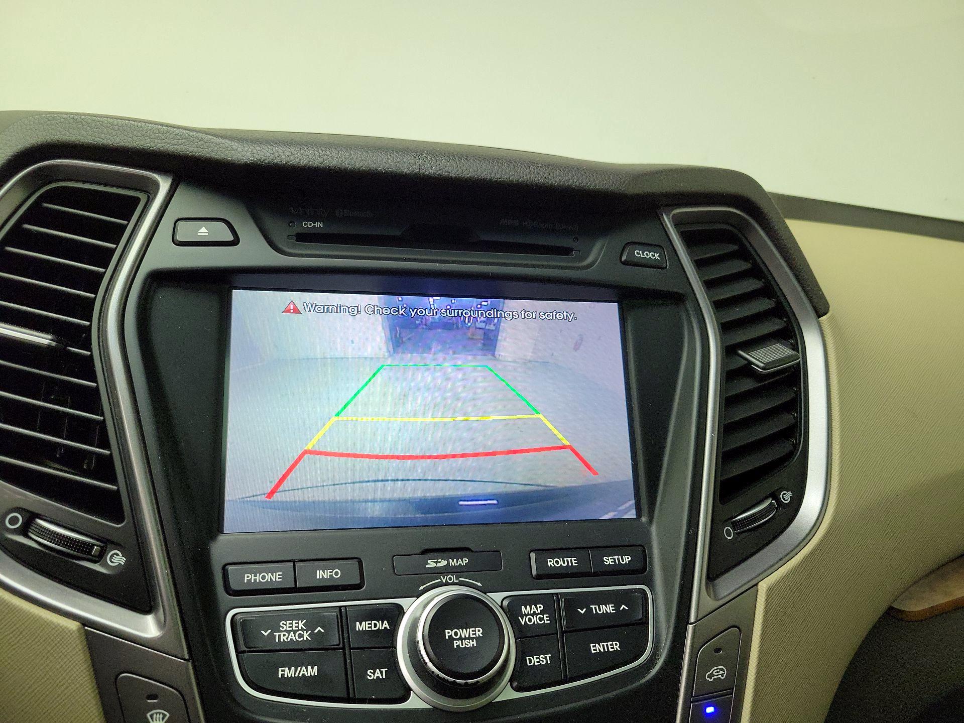 Thumbnail: 2016 Hyundai Santa Fe - 15