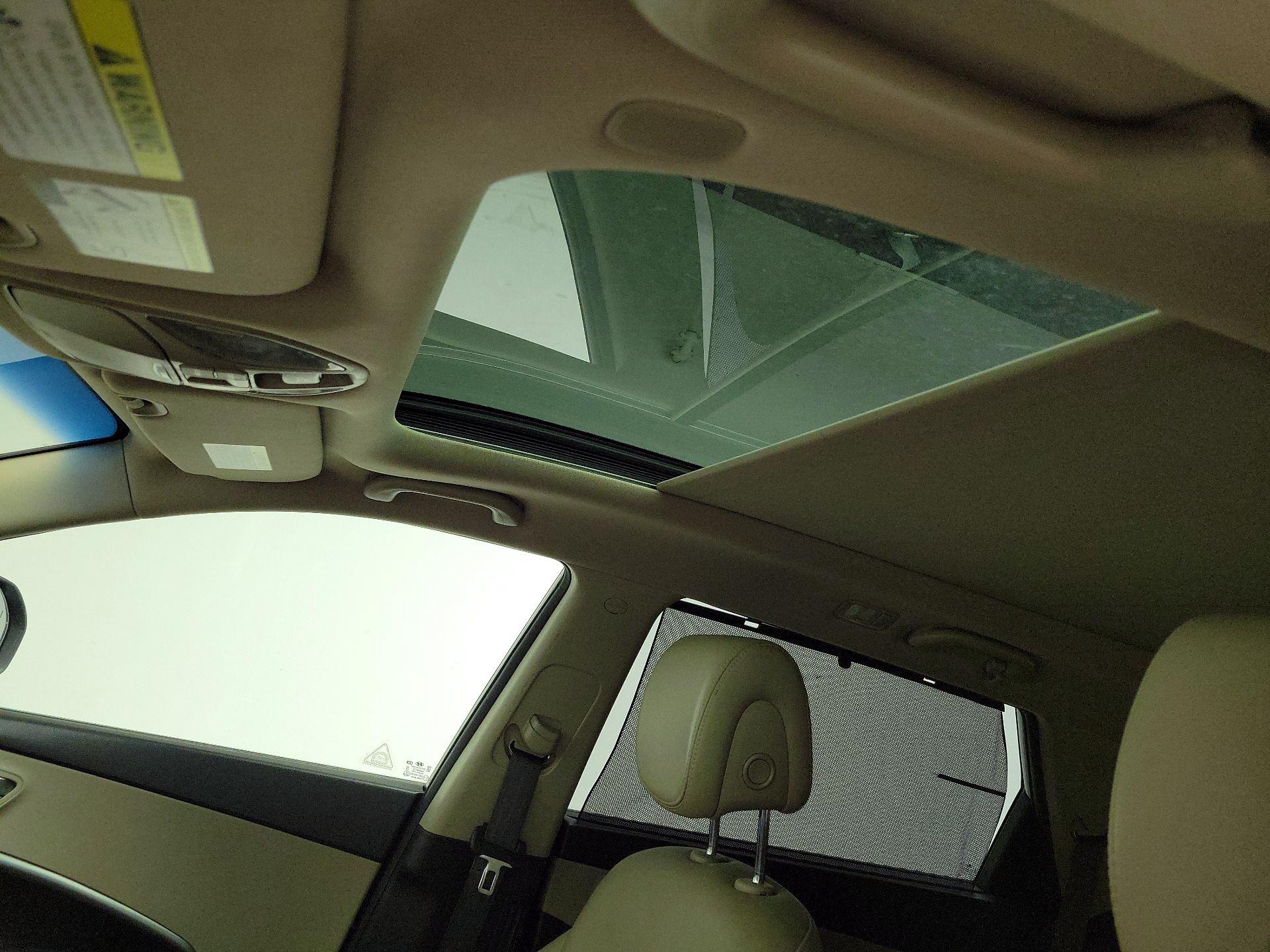 Thumbnail: 2016 Hyundai Santa Fe - 20