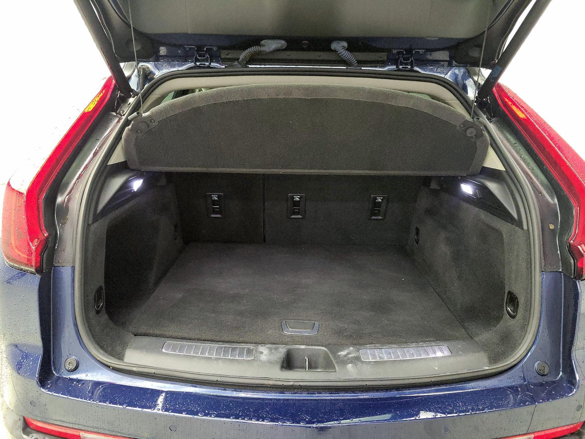 Thumbnail: 2020 Cadillac XT4 - 20