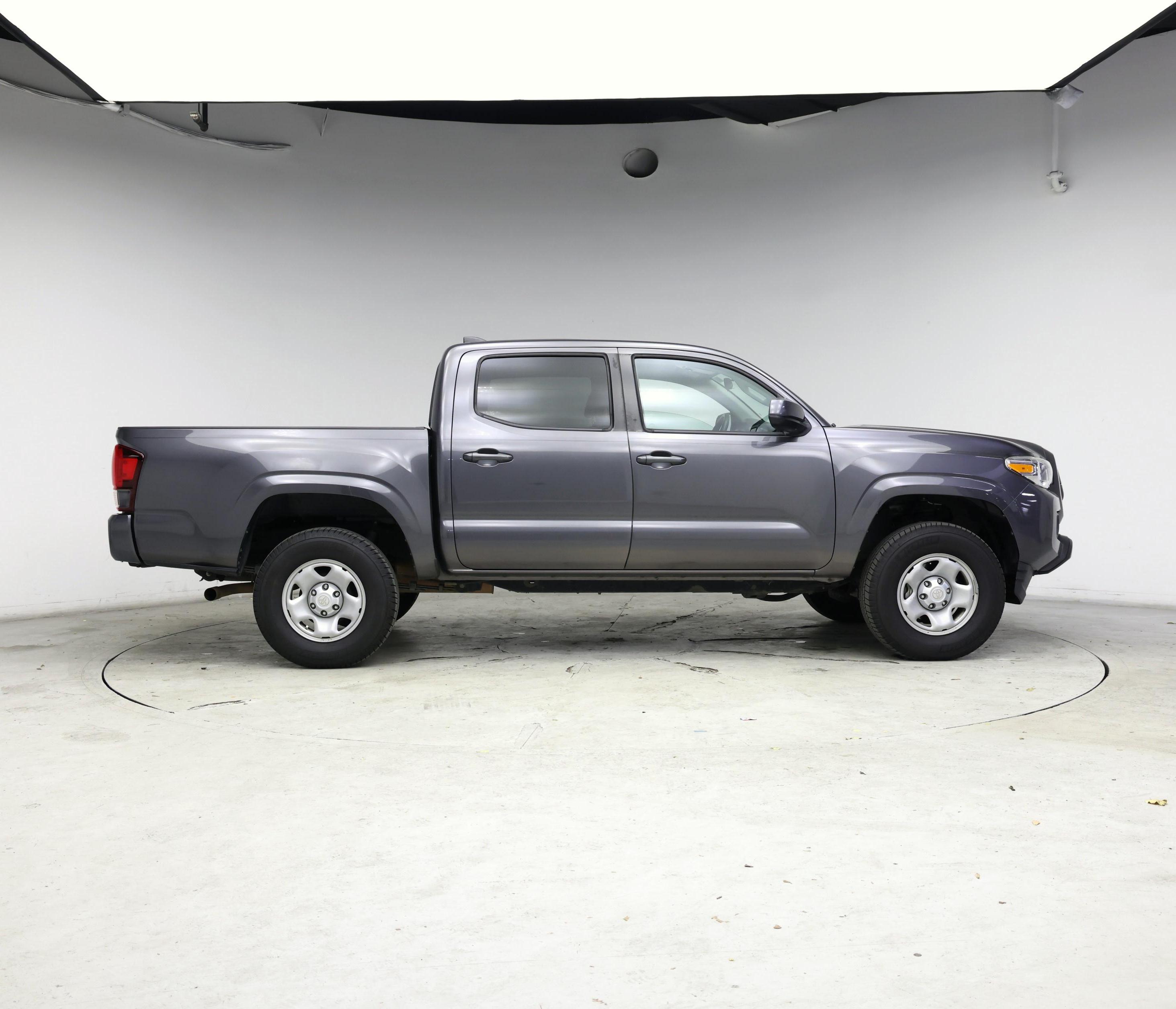 Thumbnail: 2020 Toyota Tacoma - 7