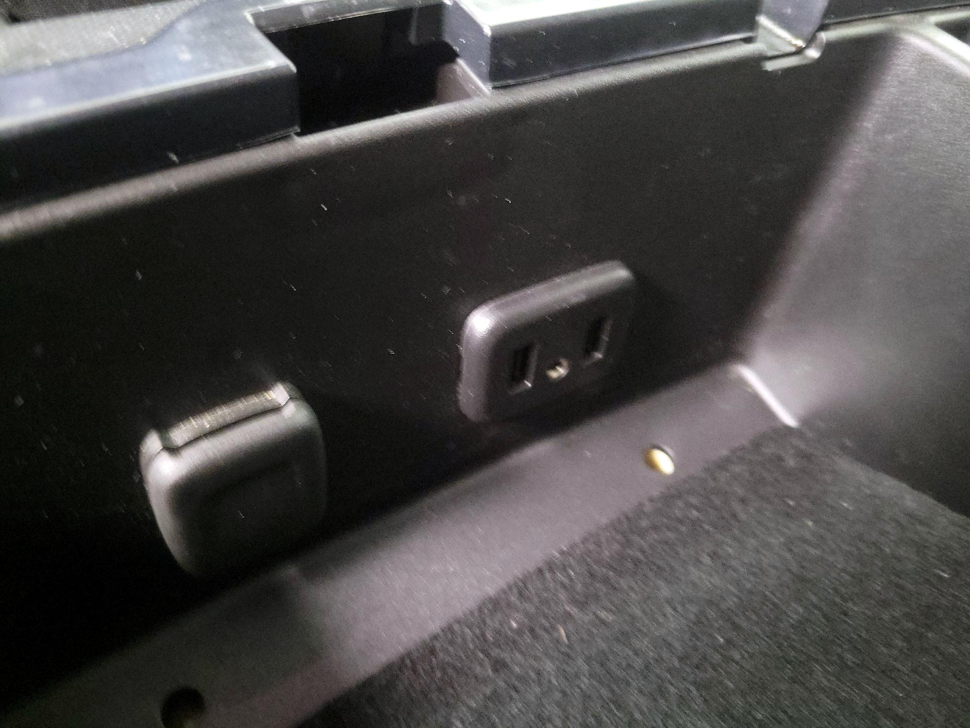 Thumbnail: 2017 Chevrolet Silverado 1500 - 18