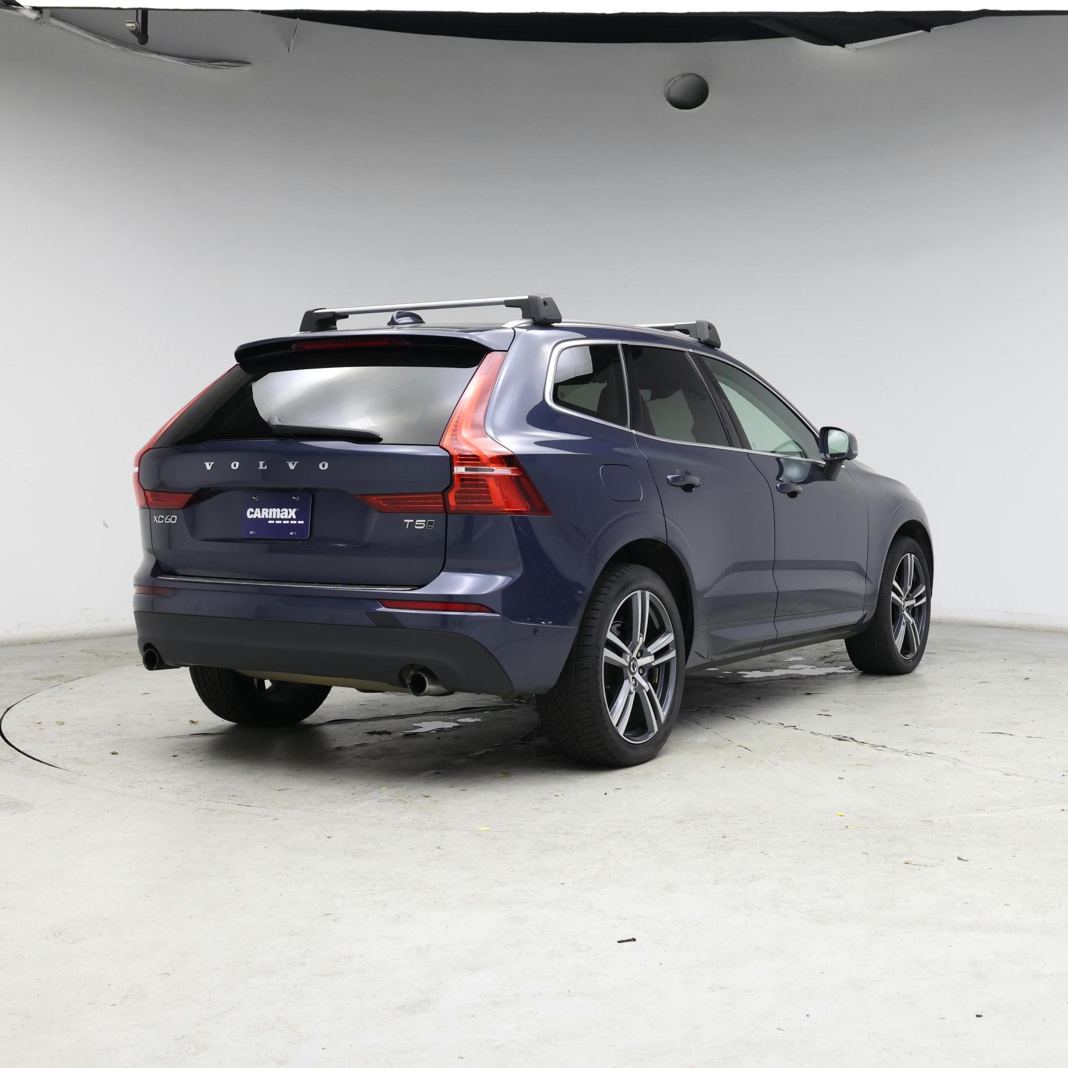 Thumbnail: 2018 Volvo XC60 - 8