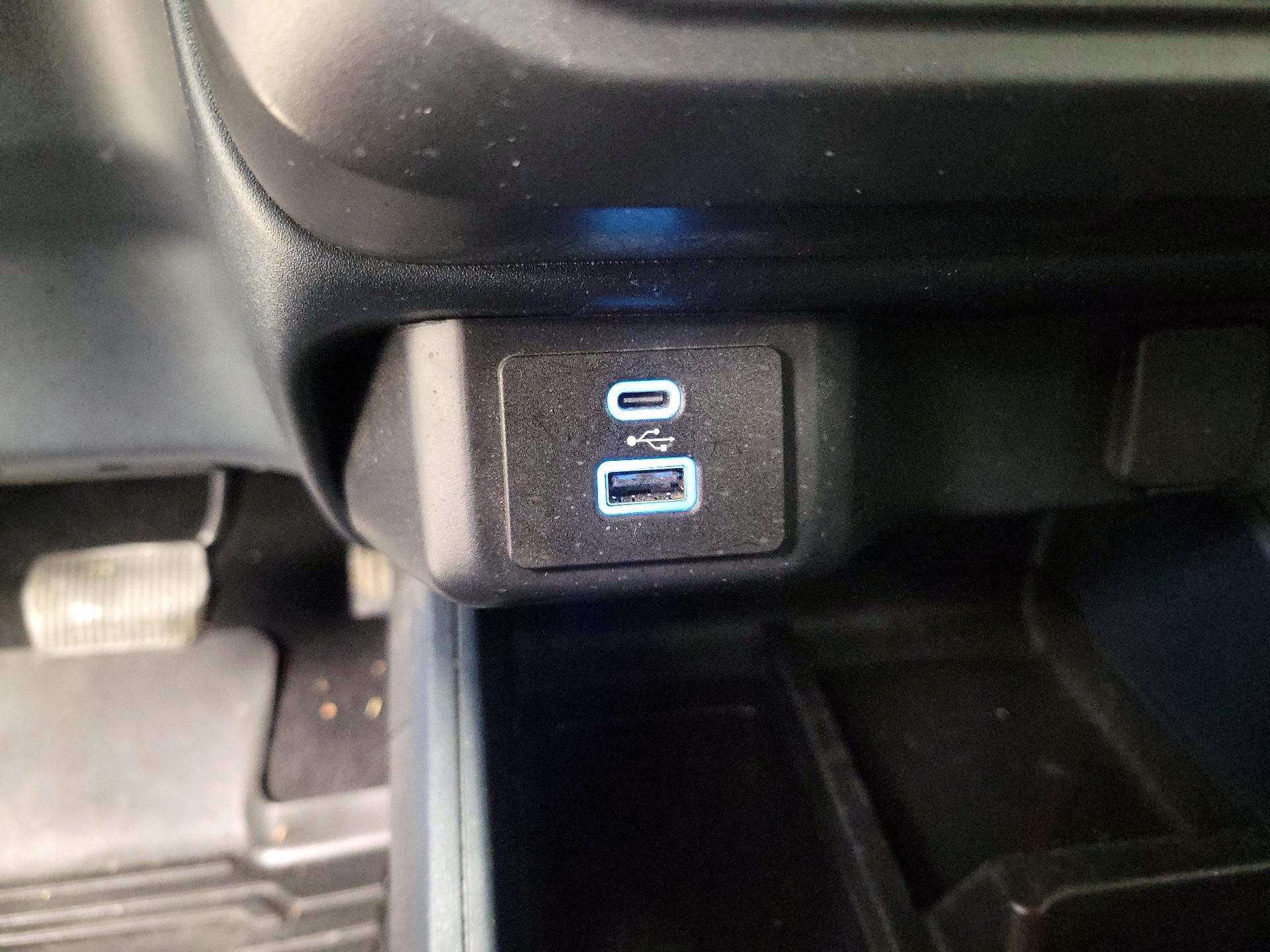 Thumbnail: 2022 Ford Maverick - 18