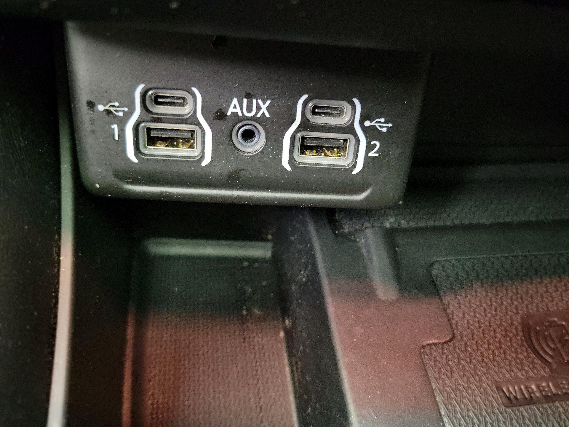 Thumbnail: 2021 Dodge Durango - 19