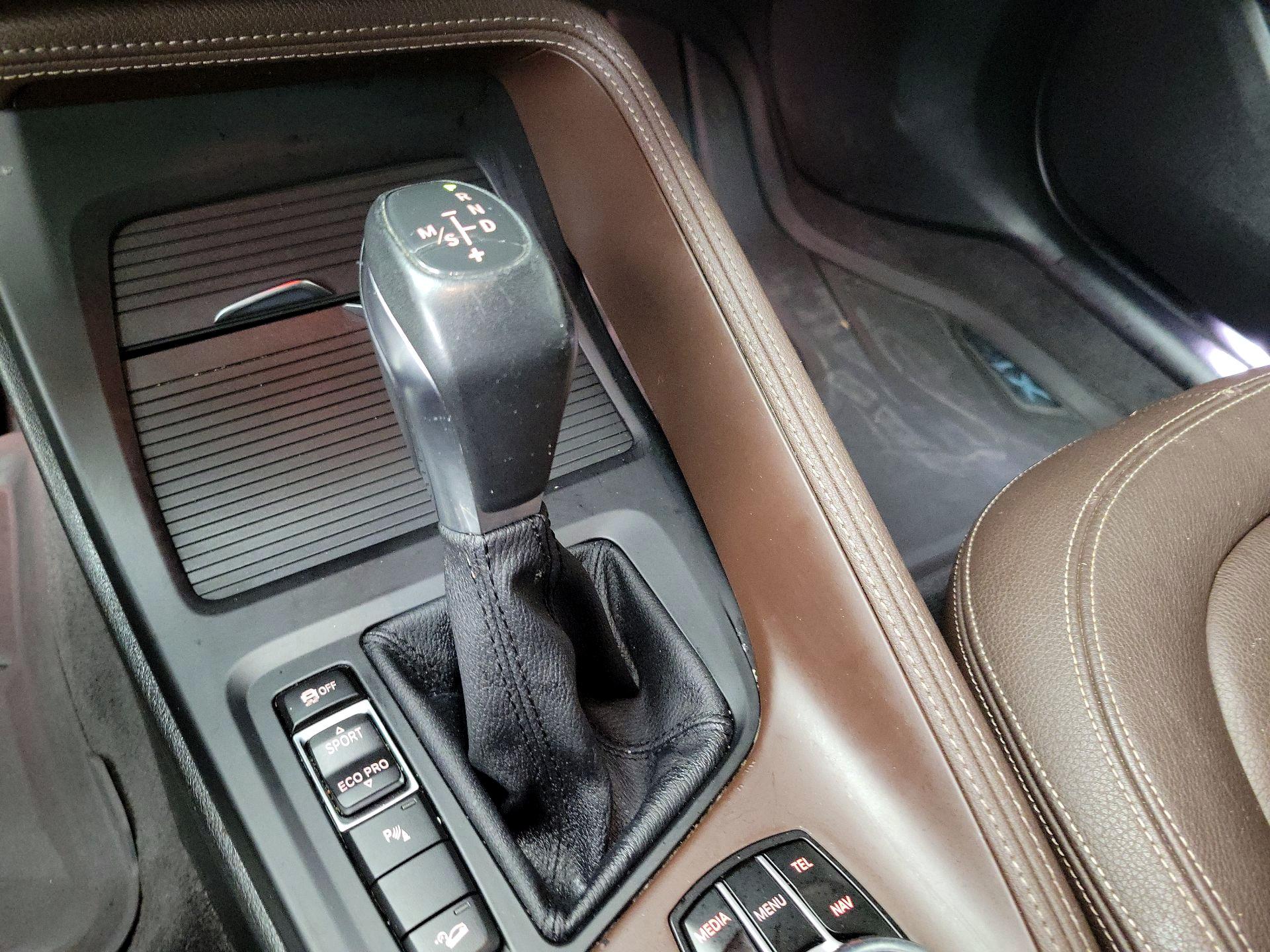 Thumbnail: 2017 BMW X1 - 18