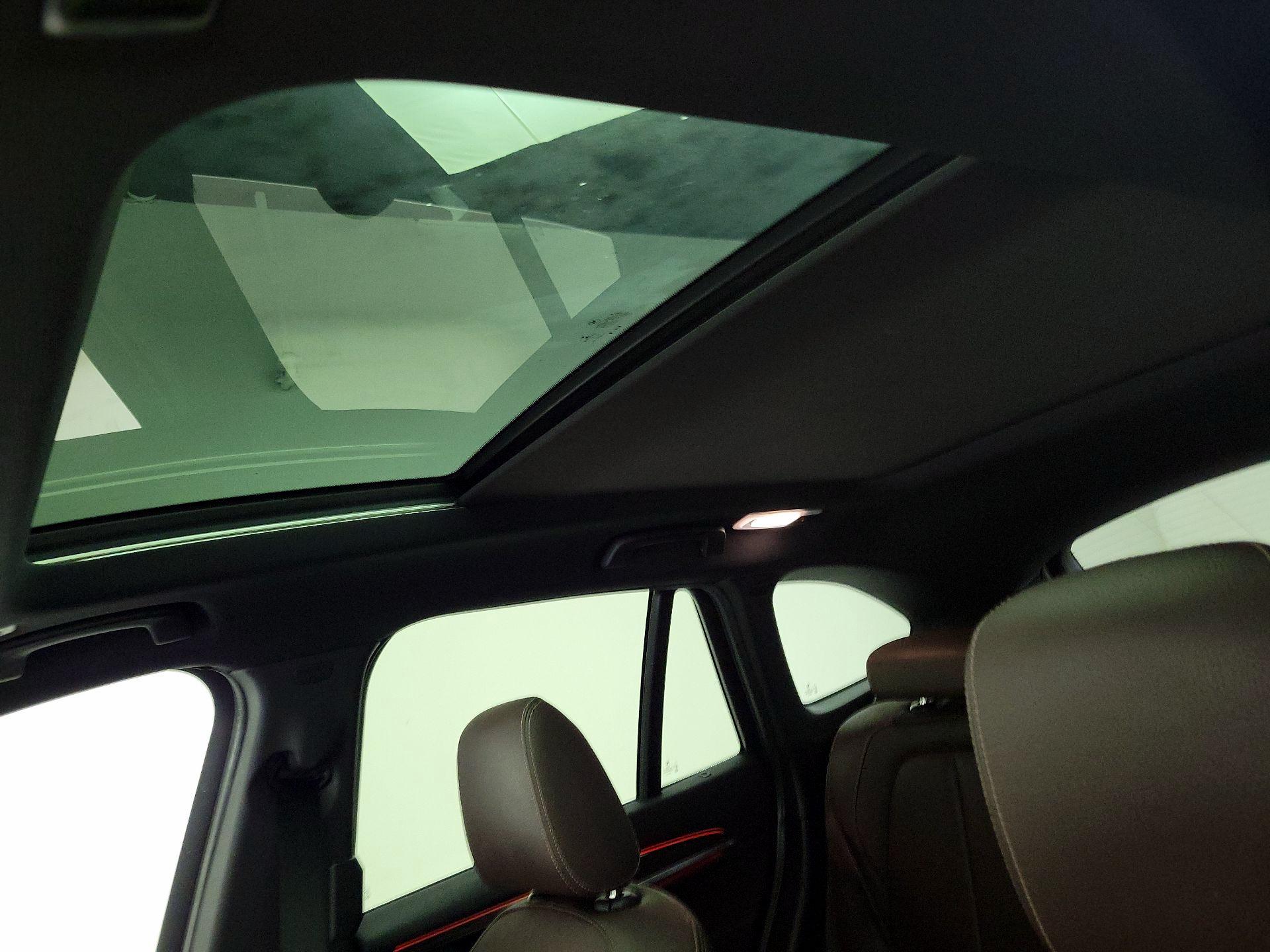 Thumbnail: 2017 BMW X1 - 20