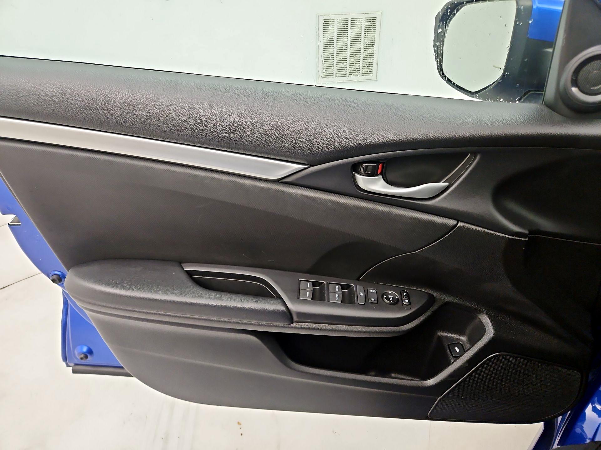 Thumbnail: 2020 Honda Civic - 12