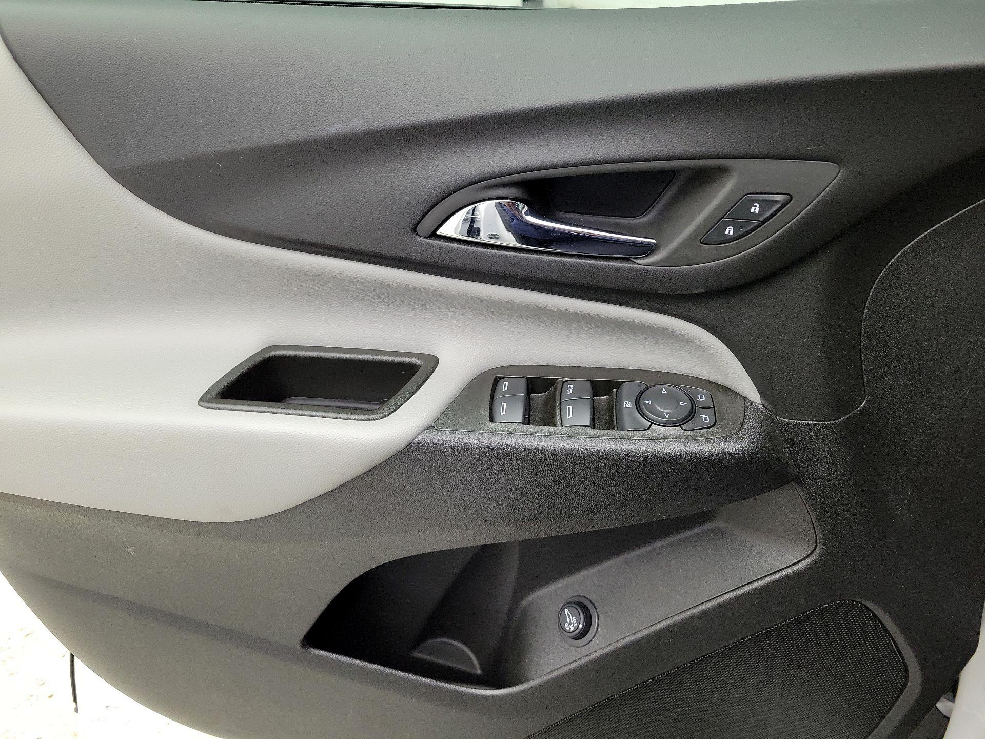 Thumbnail: 2023 Chevrolet Equinox - 12