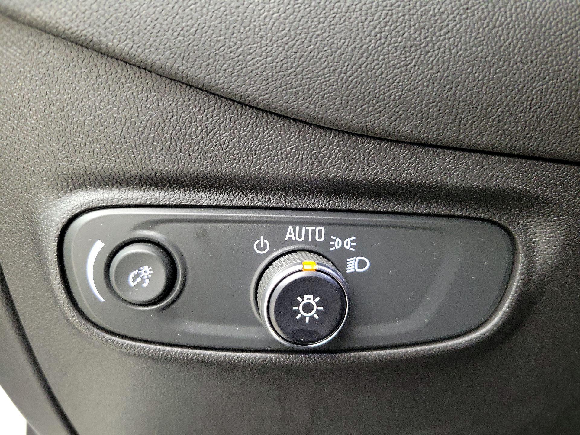 Thumbnail: 2023 Chevrolet Equinox - 13