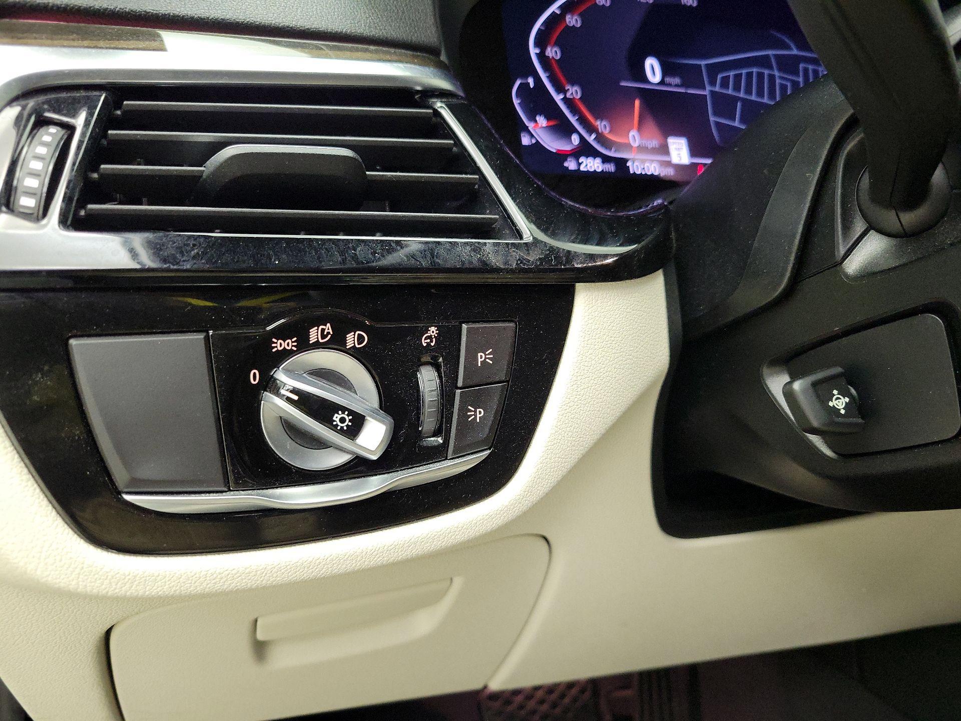 Thumbnail: 2023 BMW 5 Series - 13