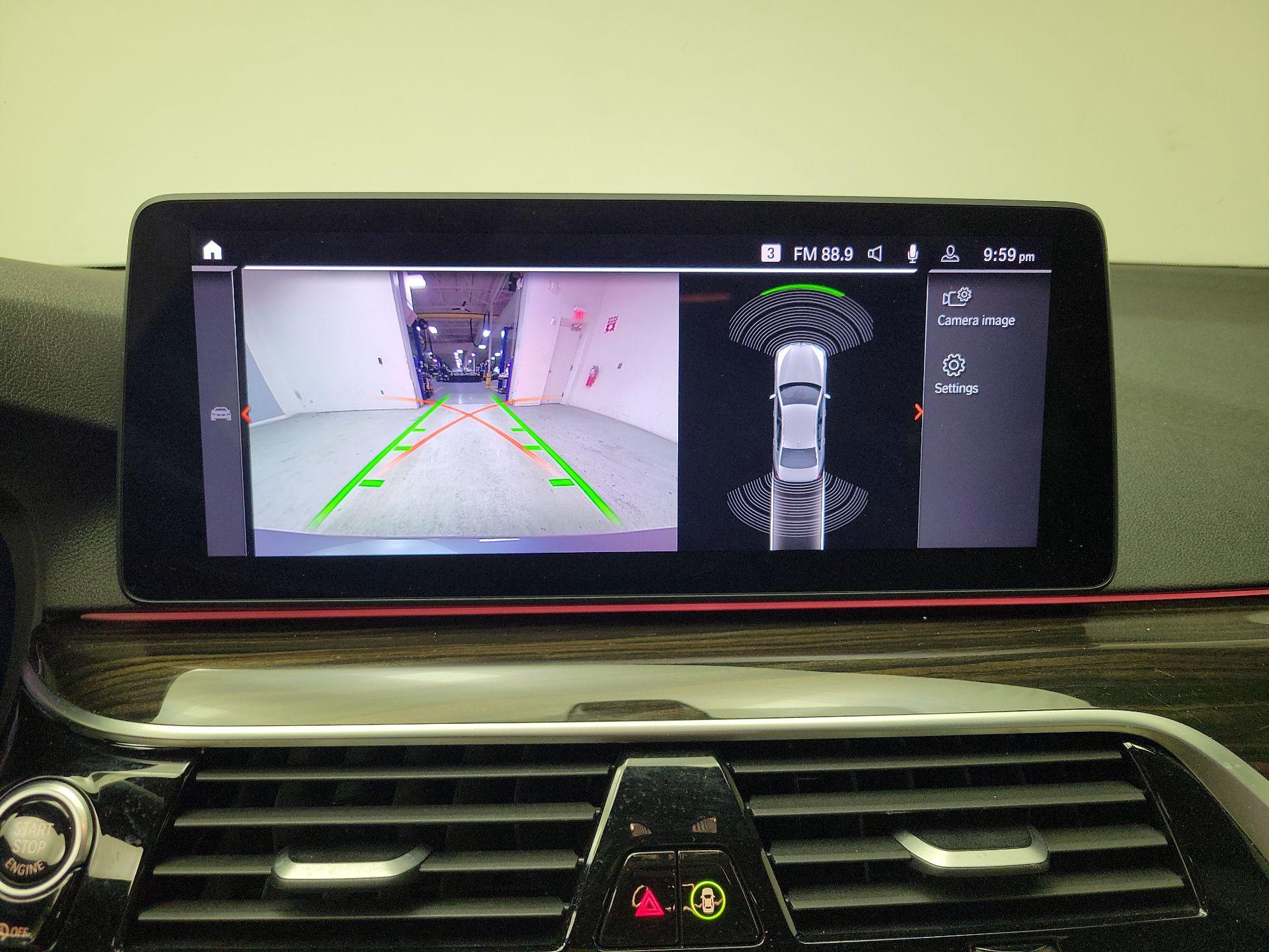 Thumbnail: 2023 BMW 5 Series - 15