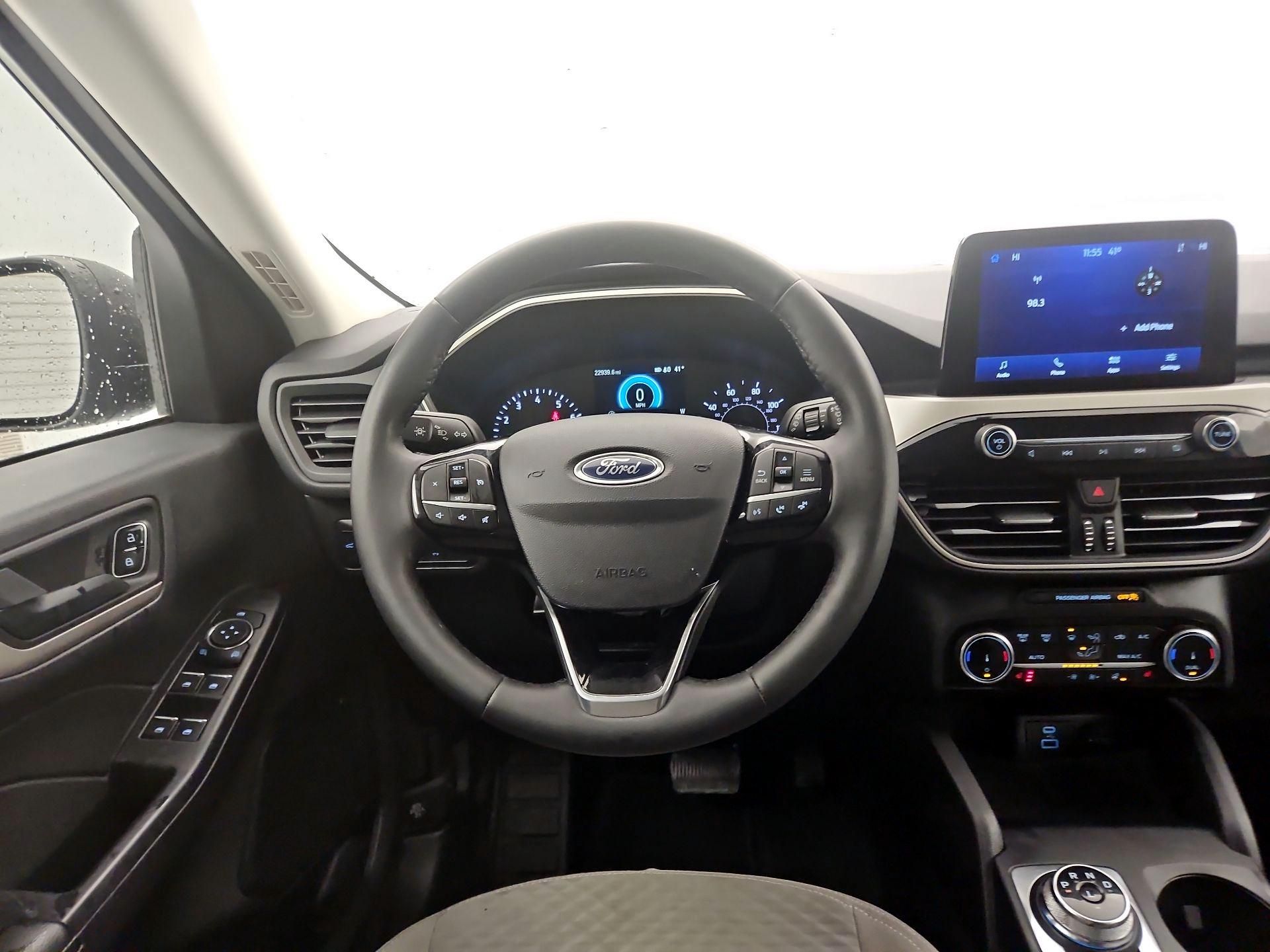 Thumbnail: 2022 Ford Escape - 10