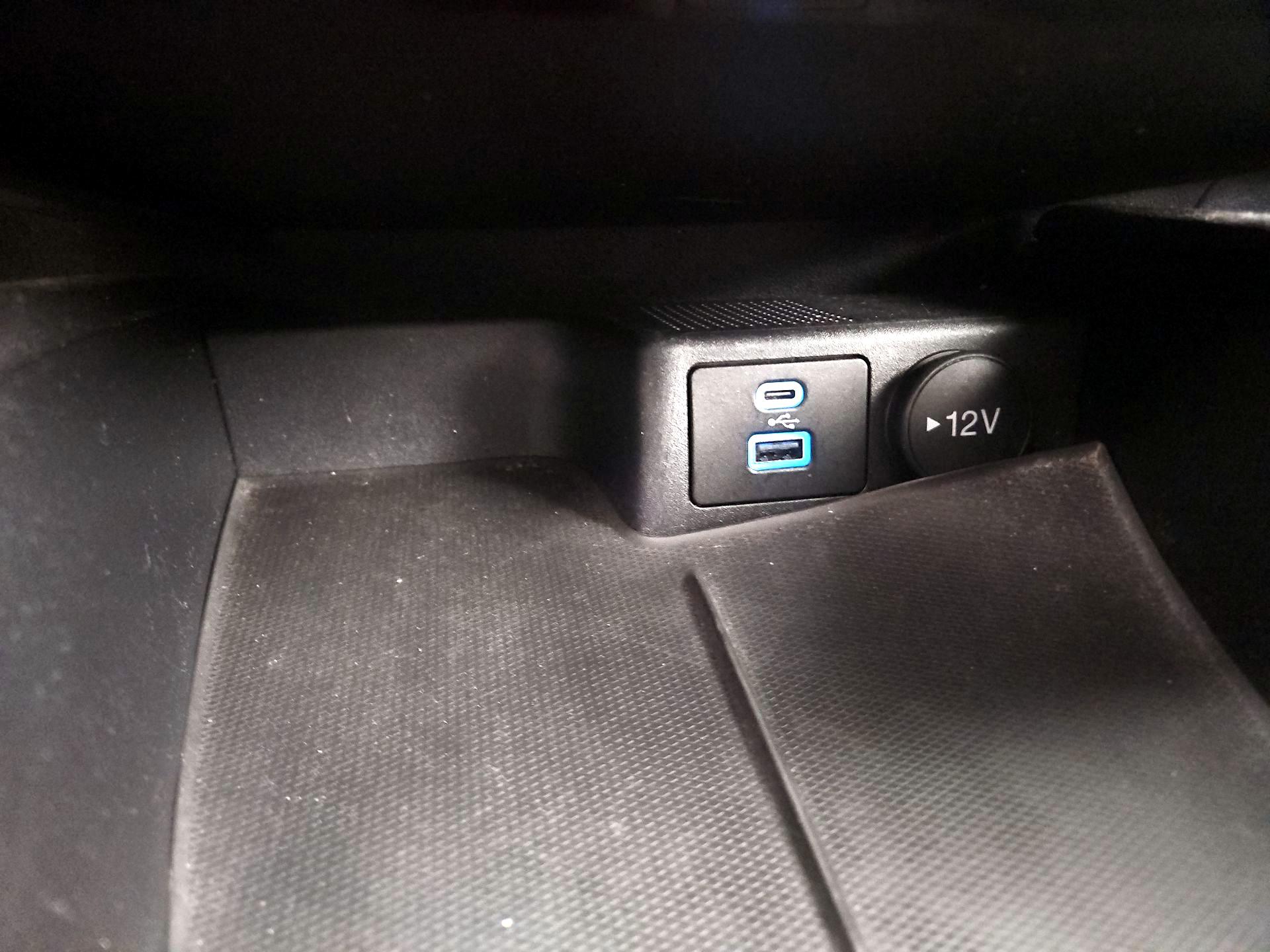 Thumbnail: 2022 Ford Escape - 18