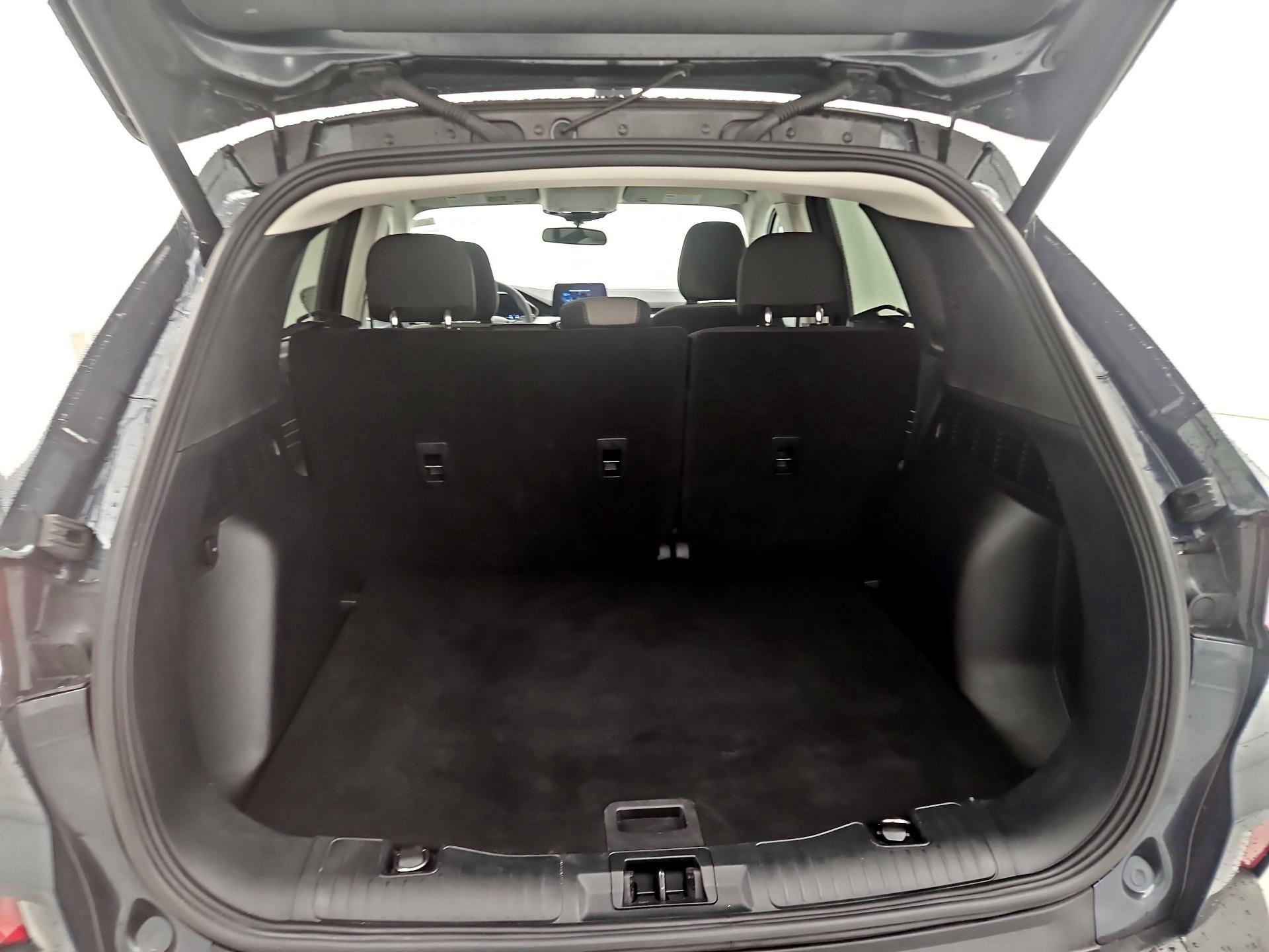 Thumbnail: 2022 Ford Escape - 20