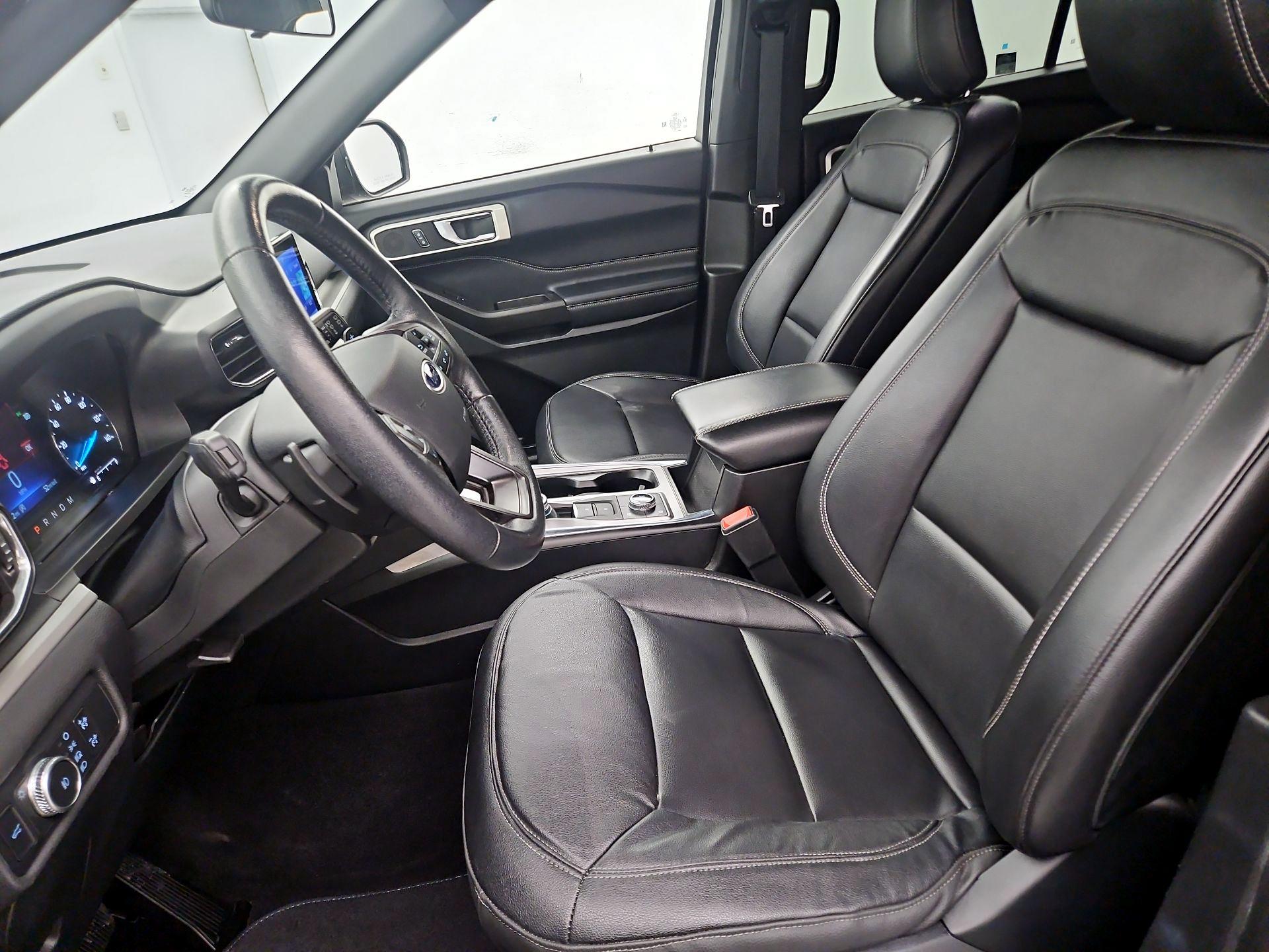 Thumbnail: 2020 Ford Explorer - 11