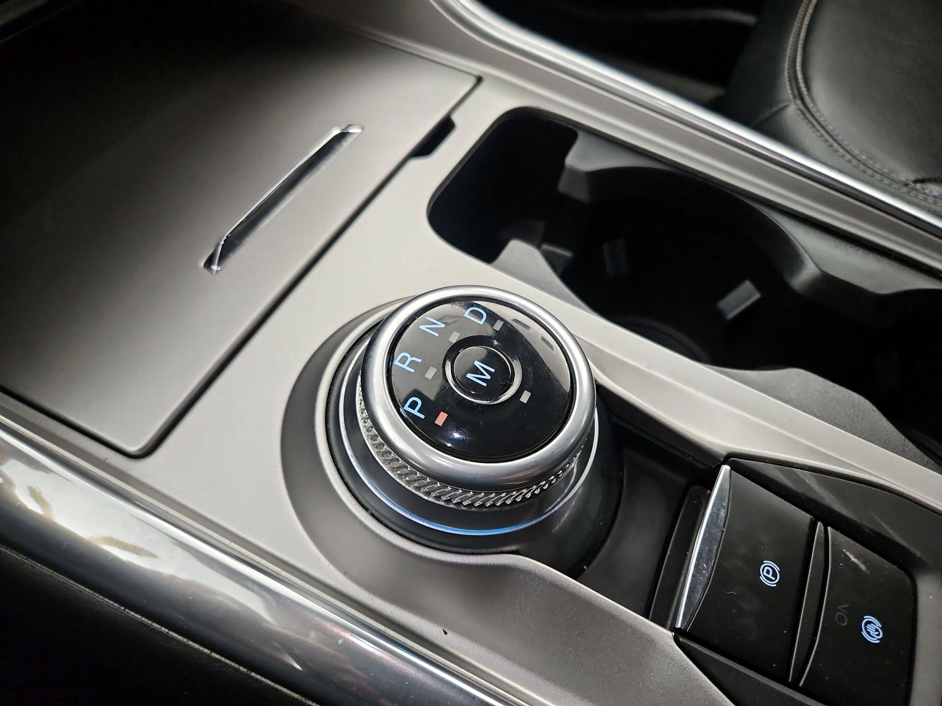 Thumbnail: 2020 Ford Explorer - 17