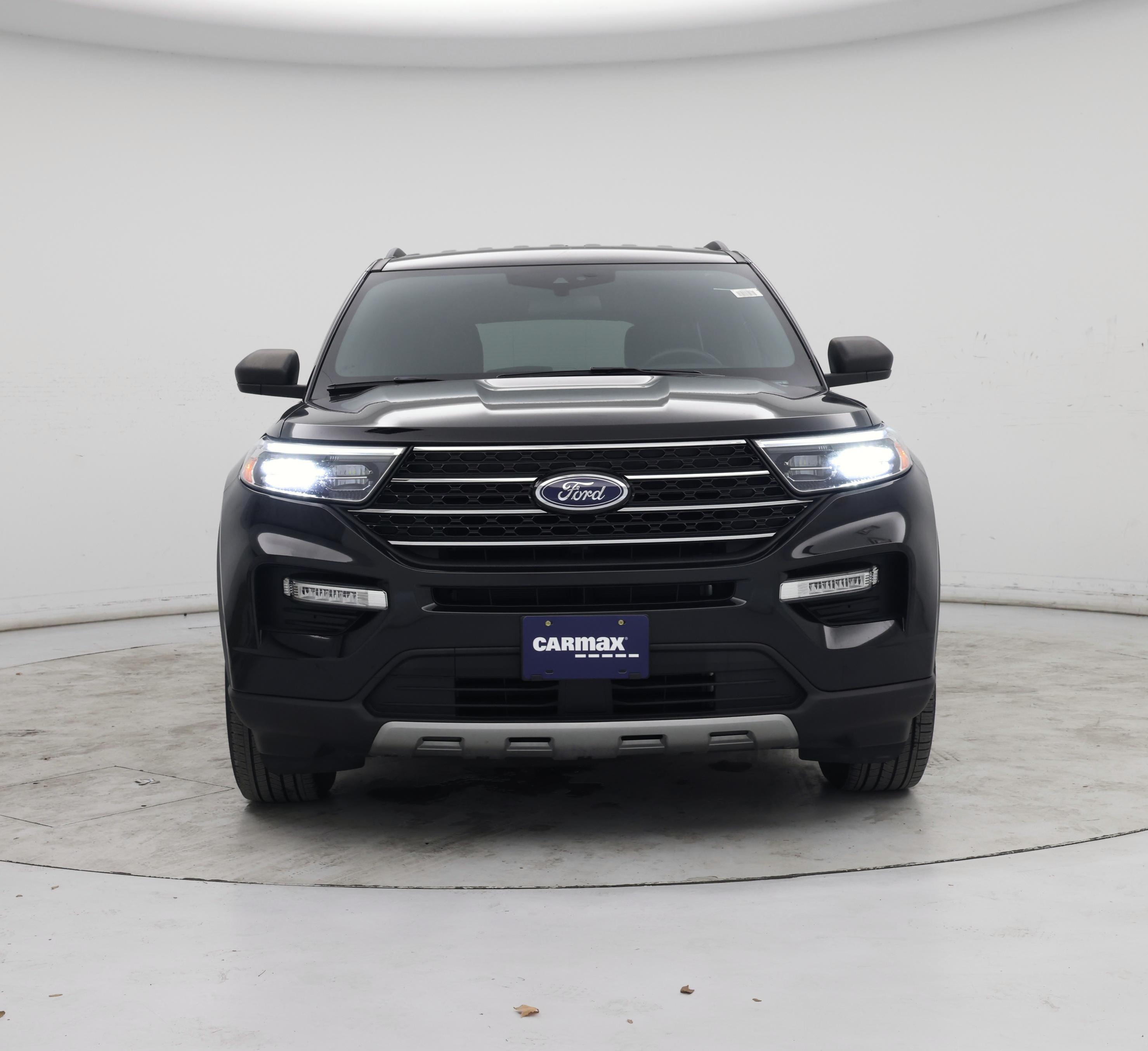 Thumbnail: 2020 Ford Explorer - 5