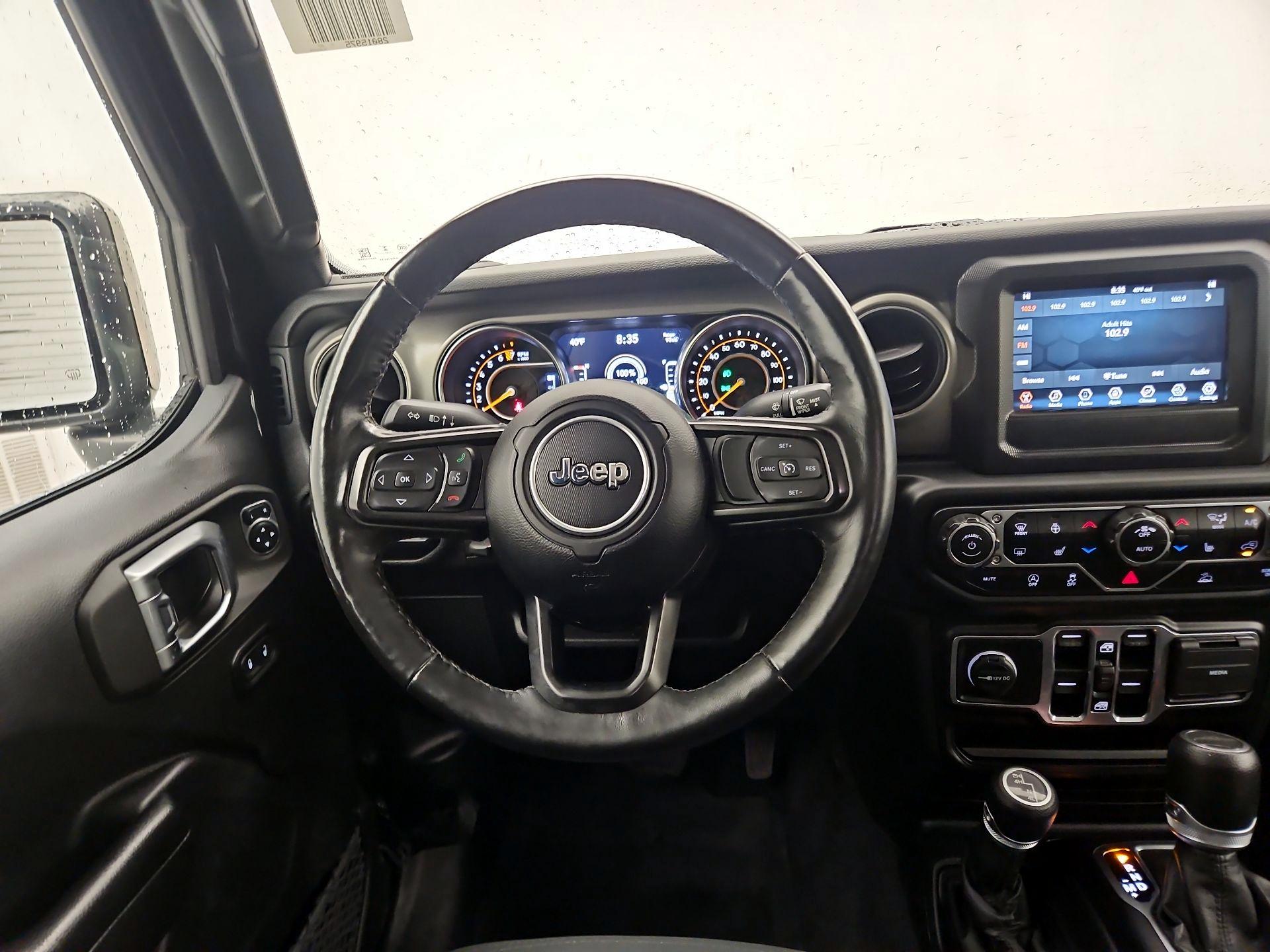 Thumbnail: 2021 Jeep Gladiator - 10